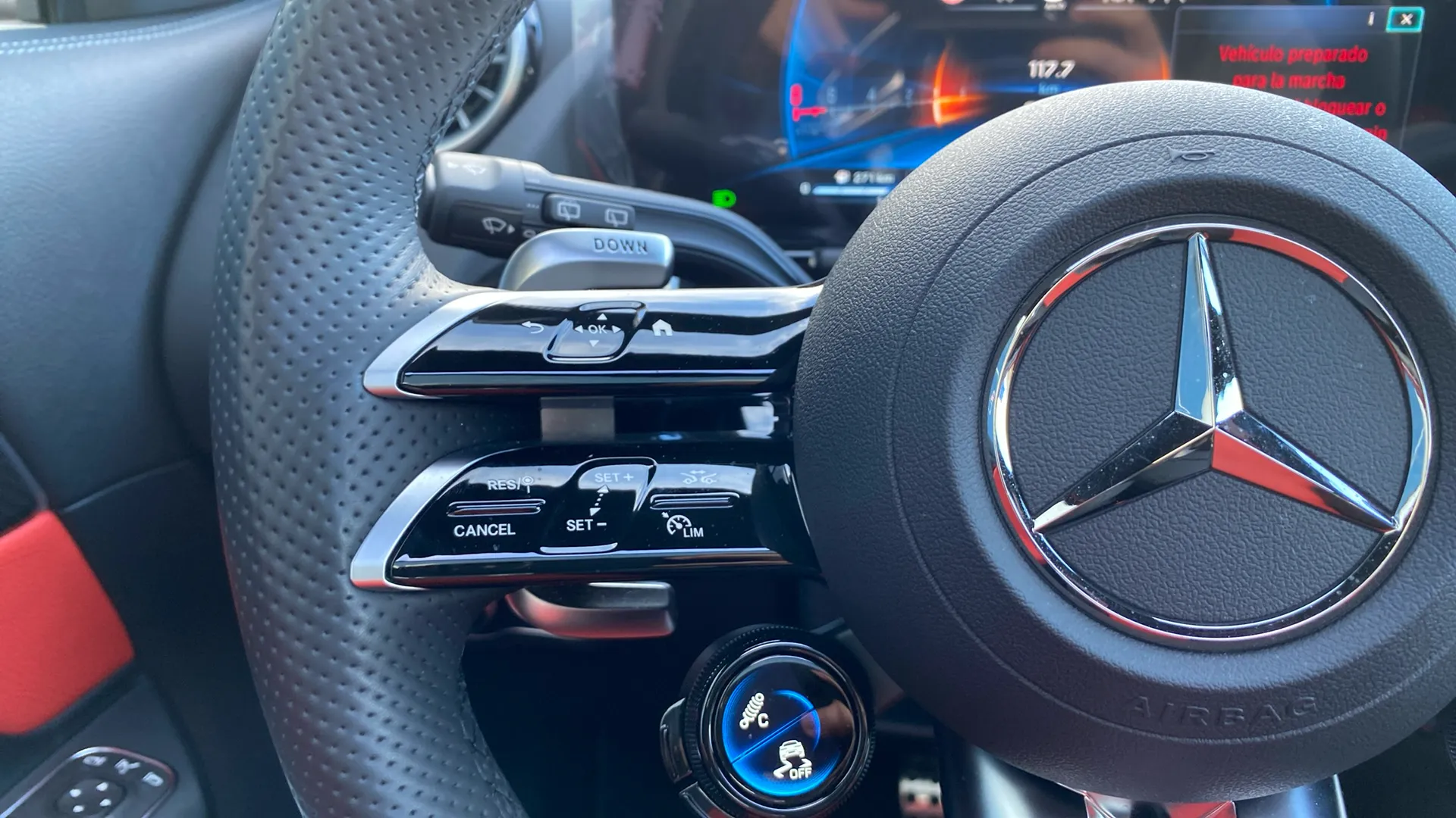 Mercedes-Benz GLA Mercedes-AMG GLA 35 4MATIC - foto 16