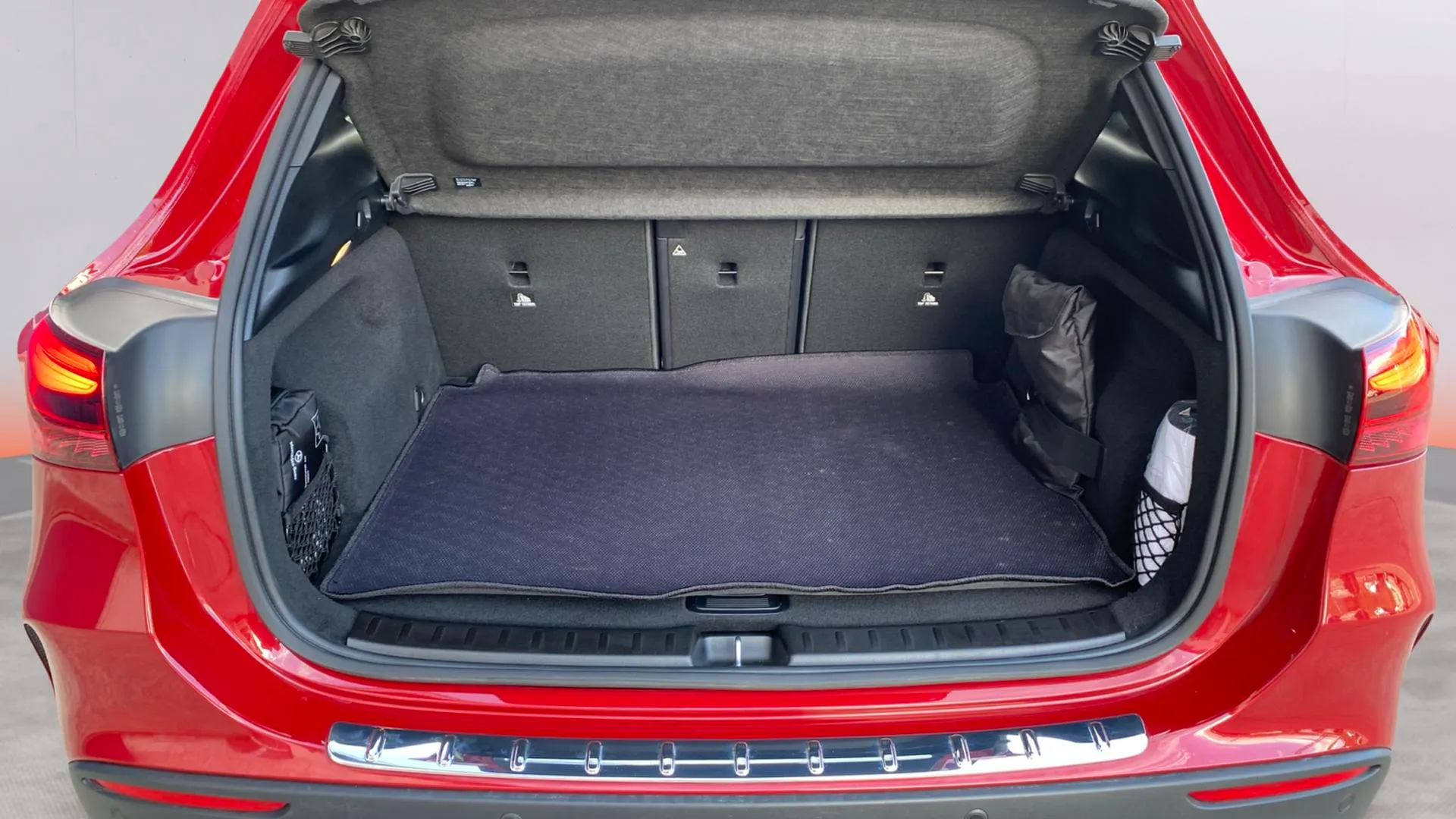 Mercedes-Benz GLA Mercedes-AMG GLA 35 4MATIC - foto 9