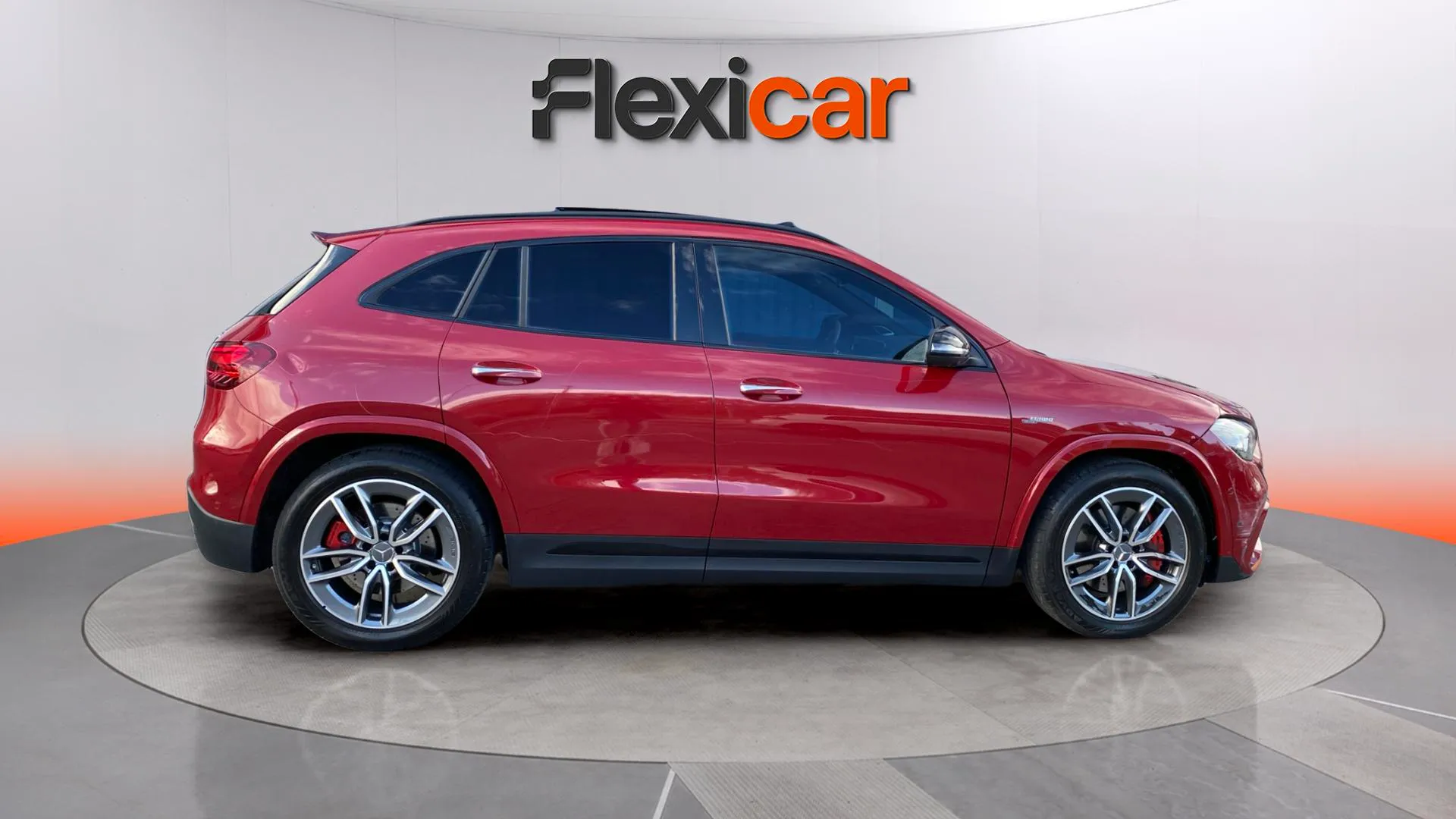 Mercedes-Benz GLA Mercedes-AMG GLA 35 4MATIC - foto 4