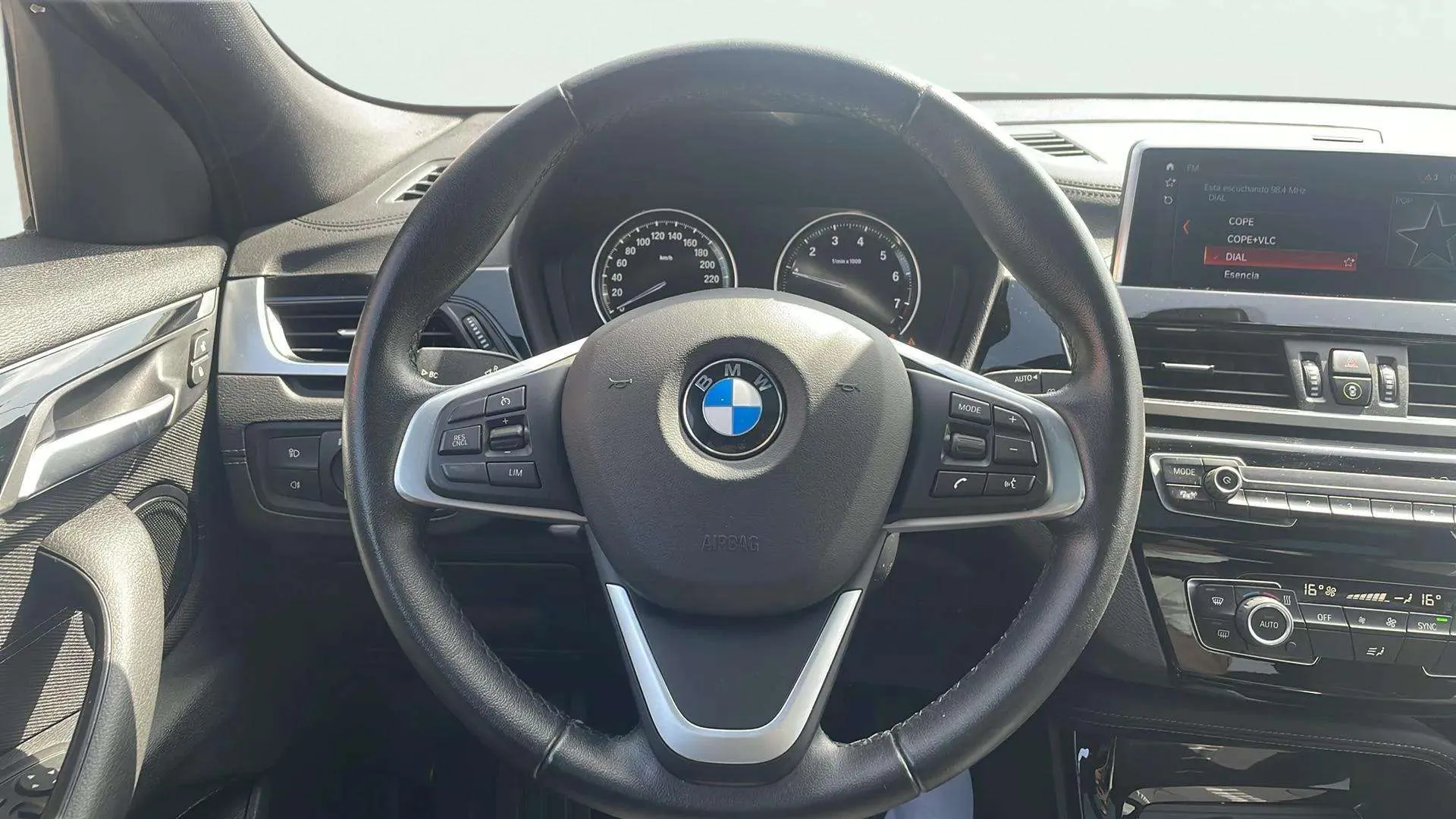 BMW X2 sDrive18i - foto 10