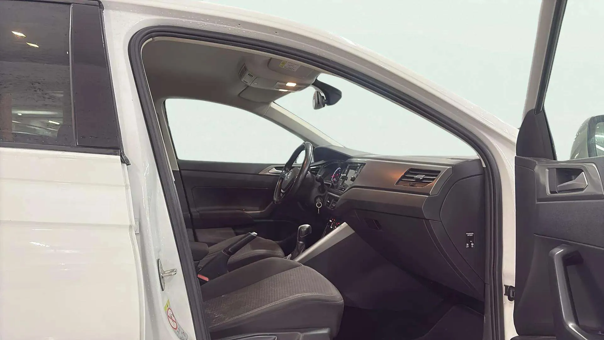 Volkswagen Polo 1.0 TSI DSG R-Line - foto 13