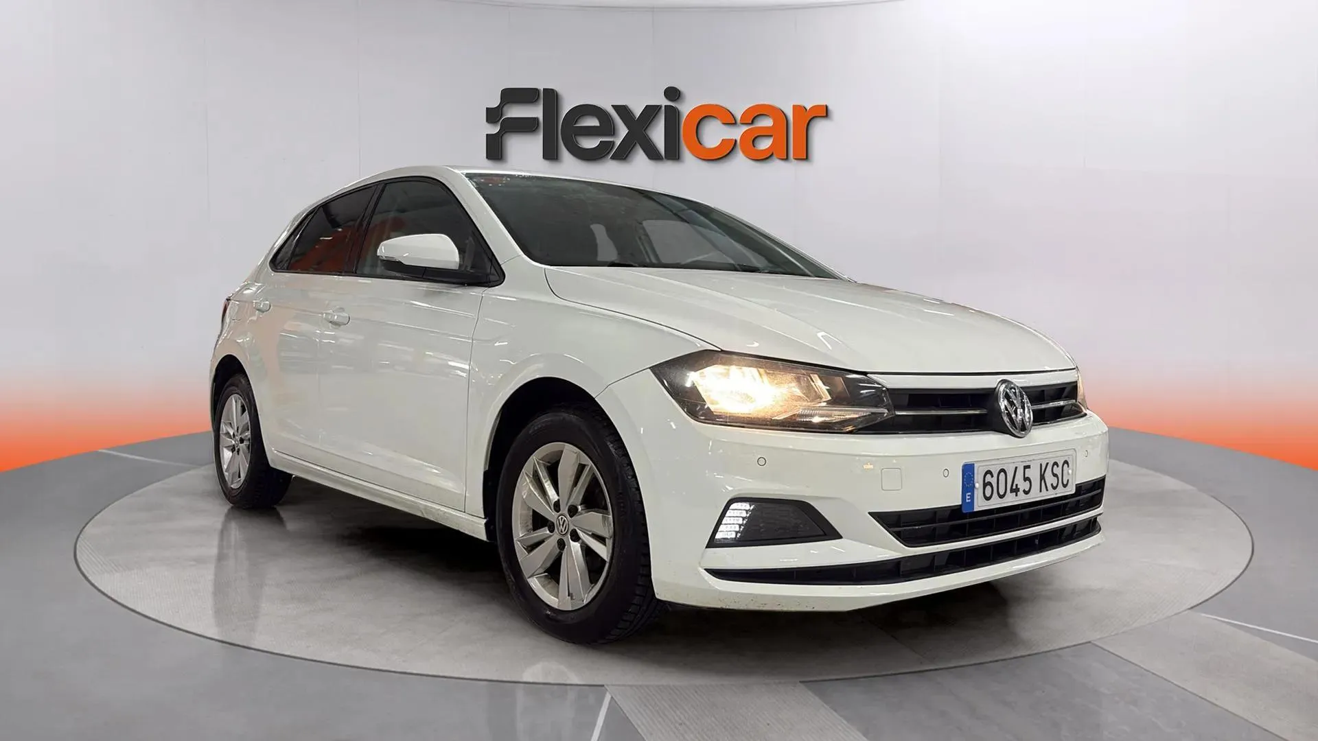 Volkswagen Polo 1.0 TSI DSG R-Line
