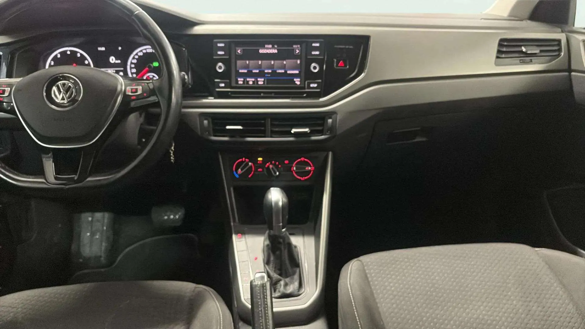 Volkswagen Polo 1.0 TSI DSG R-Line - foto 10