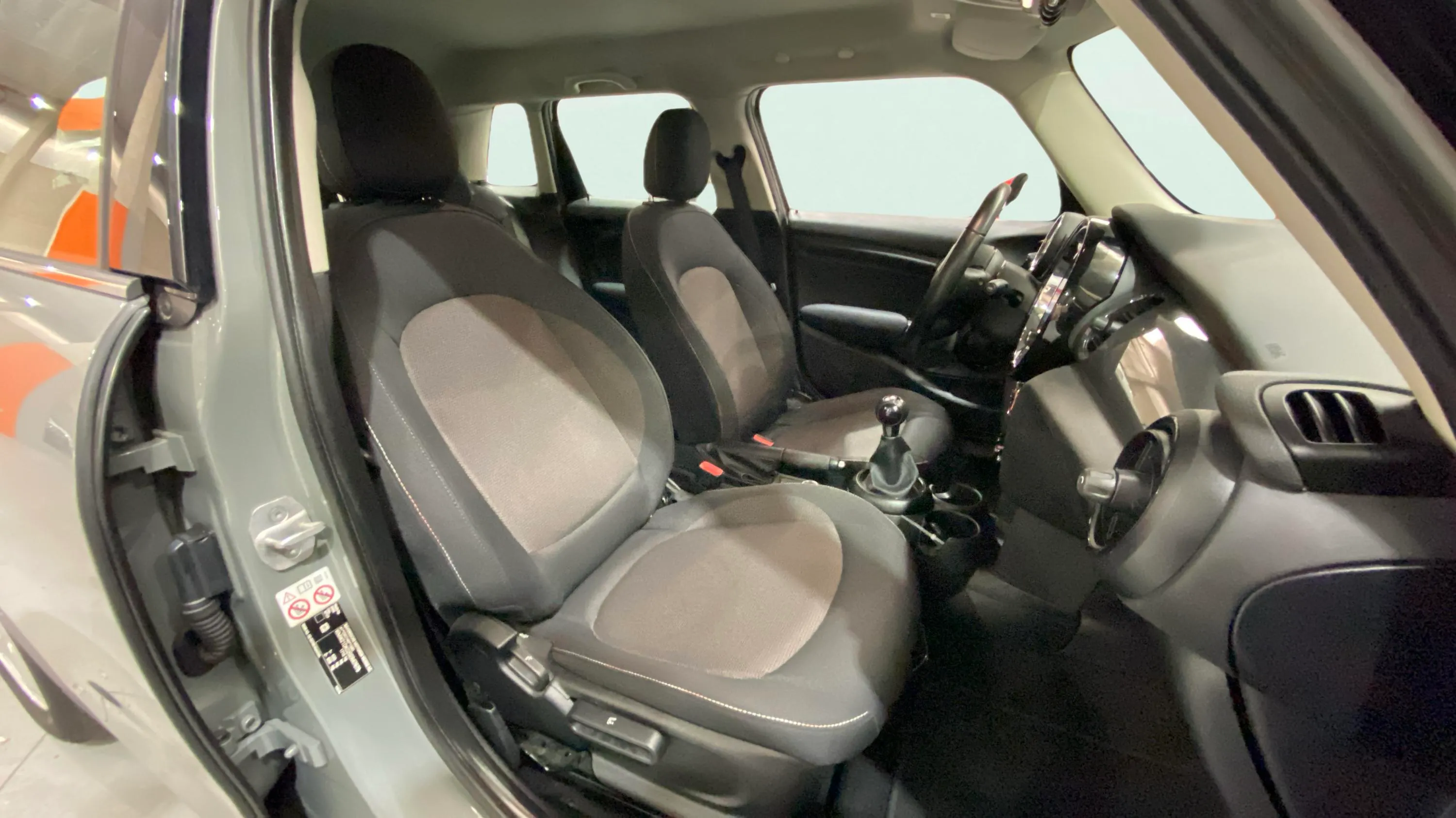 MINI Cooper One - foto 11