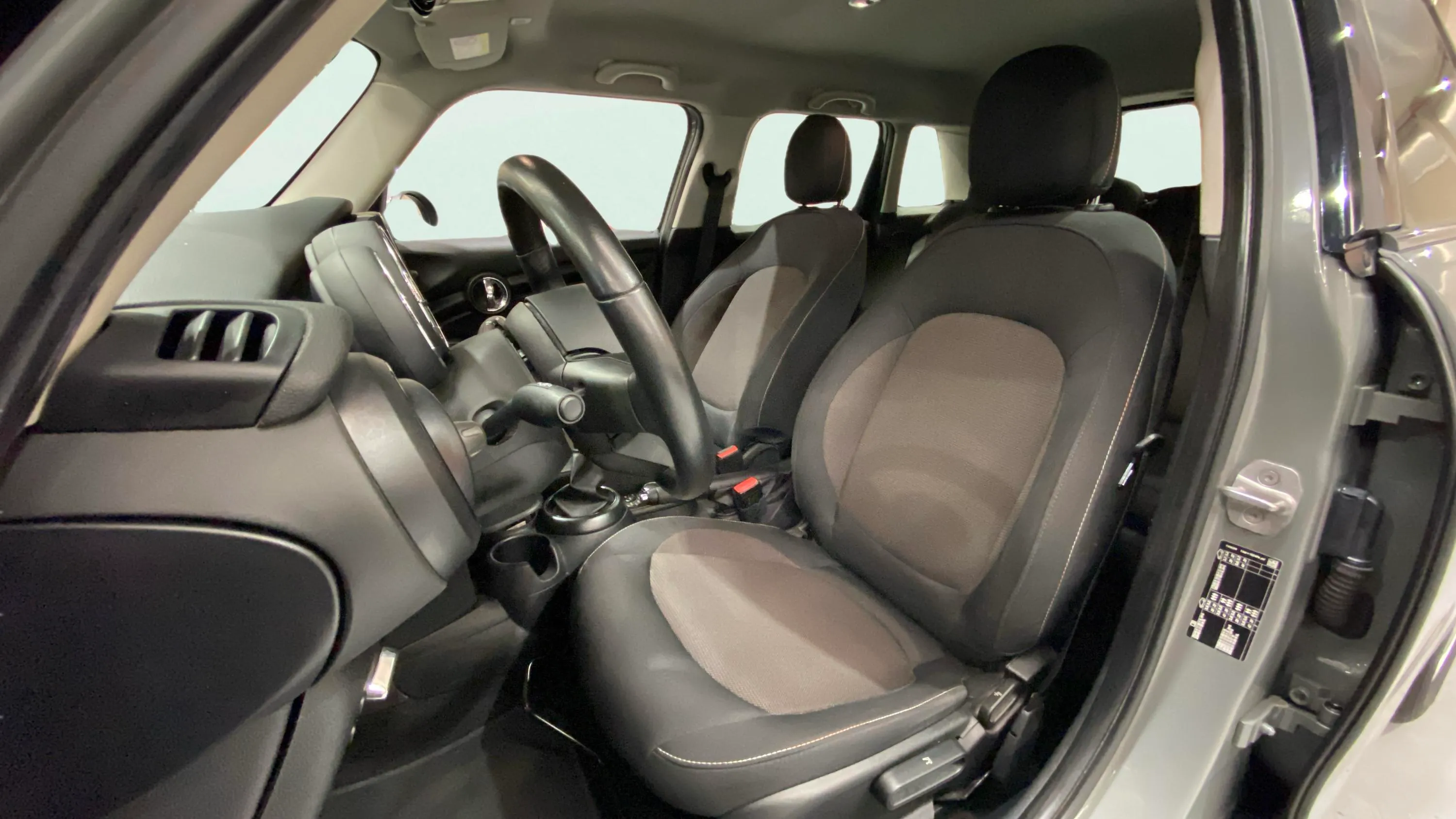 MINI Cooper One - foto 10