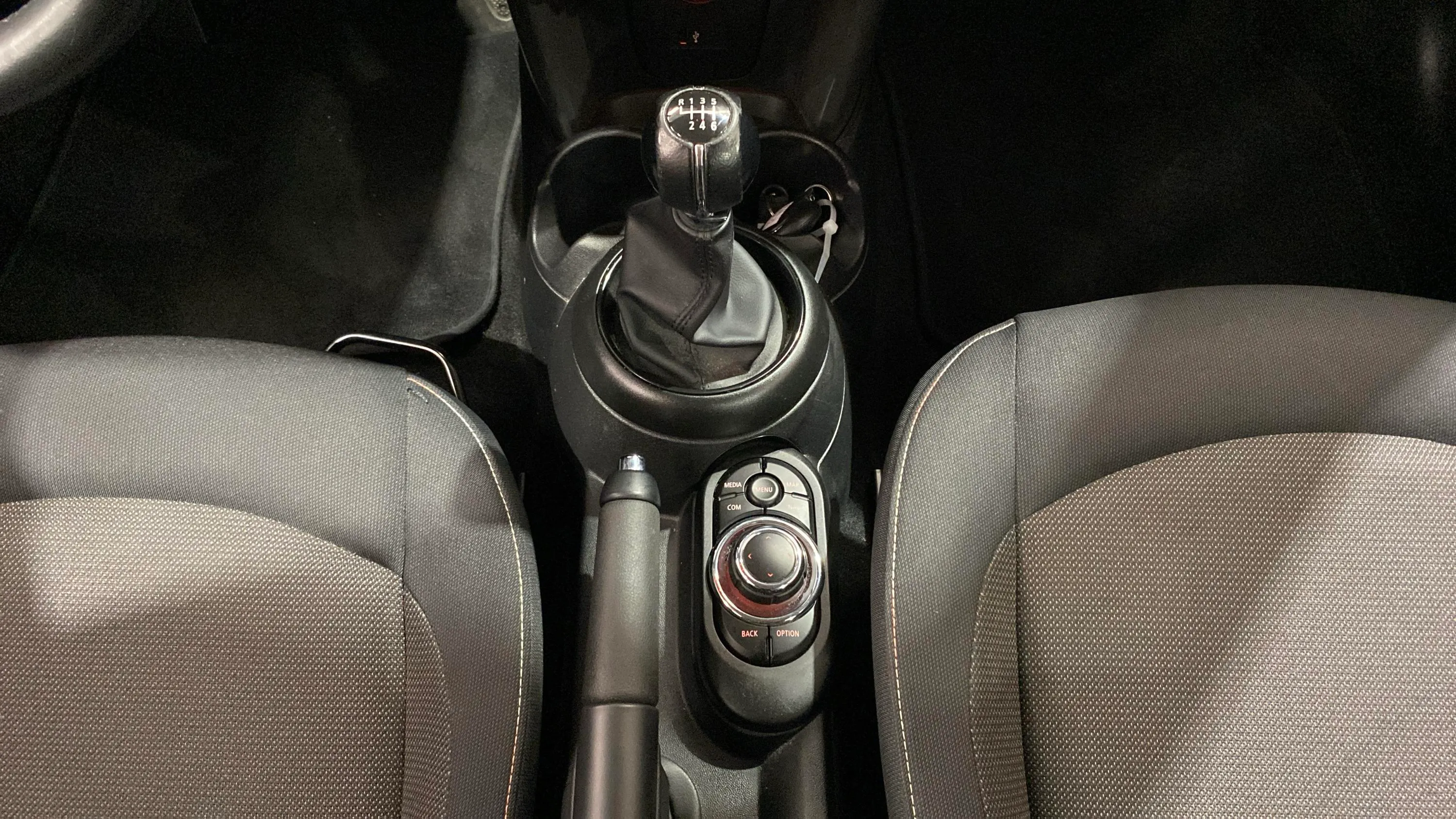 MINI Cooper One - foto 29