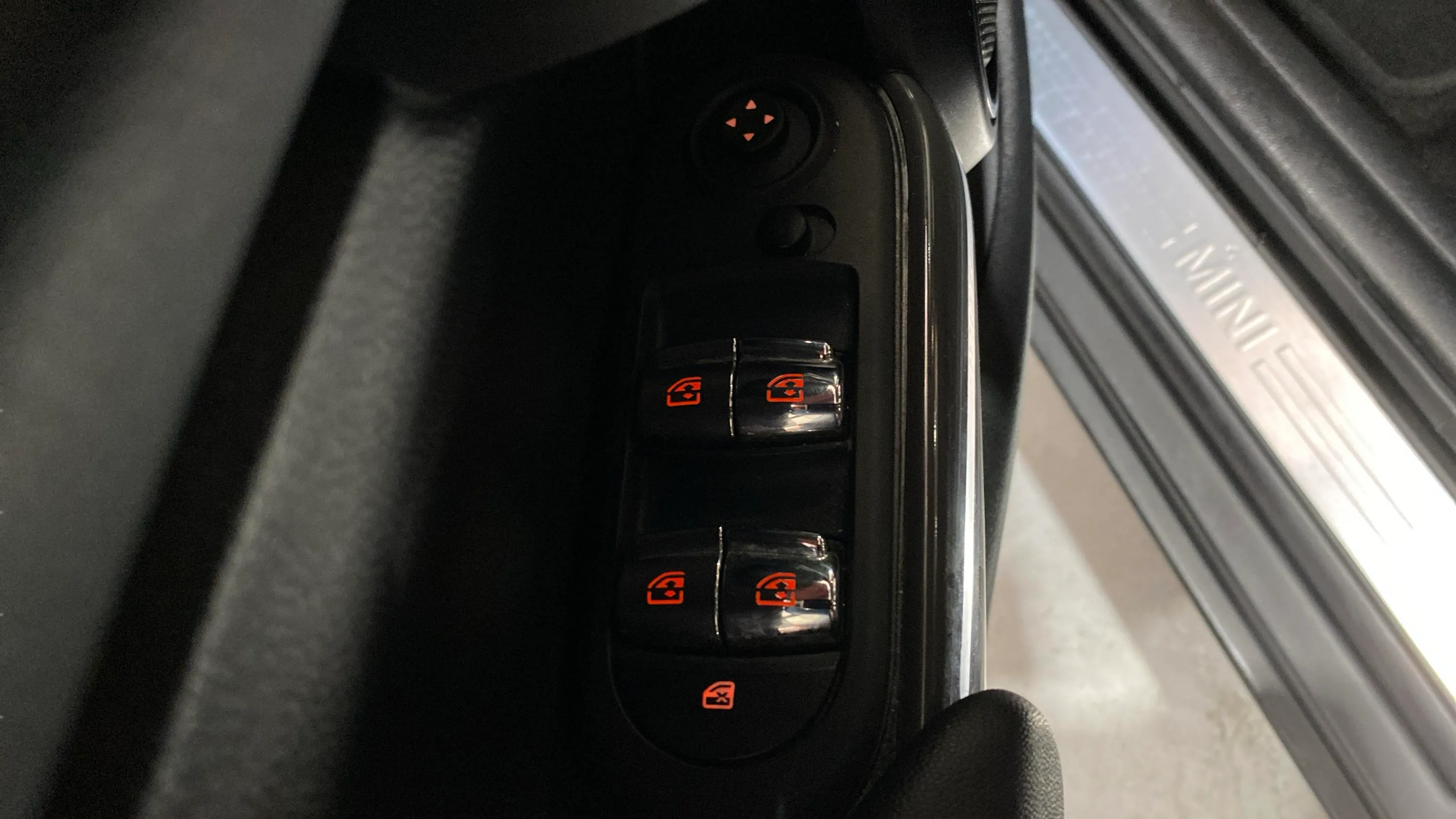 MINI Cooper One - foto 17