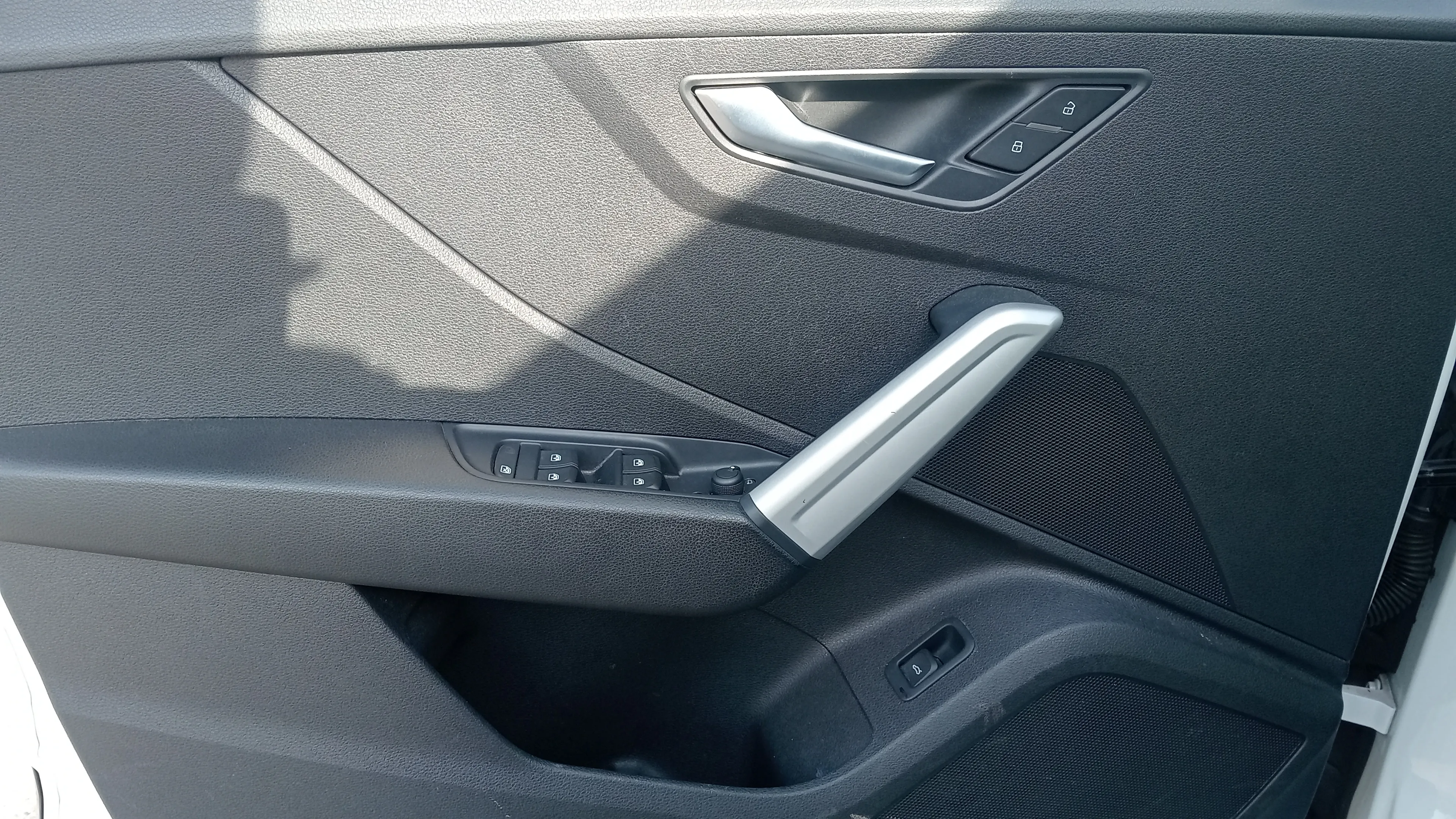 Audi Q2 Advanced 35 TFSI - foto 20