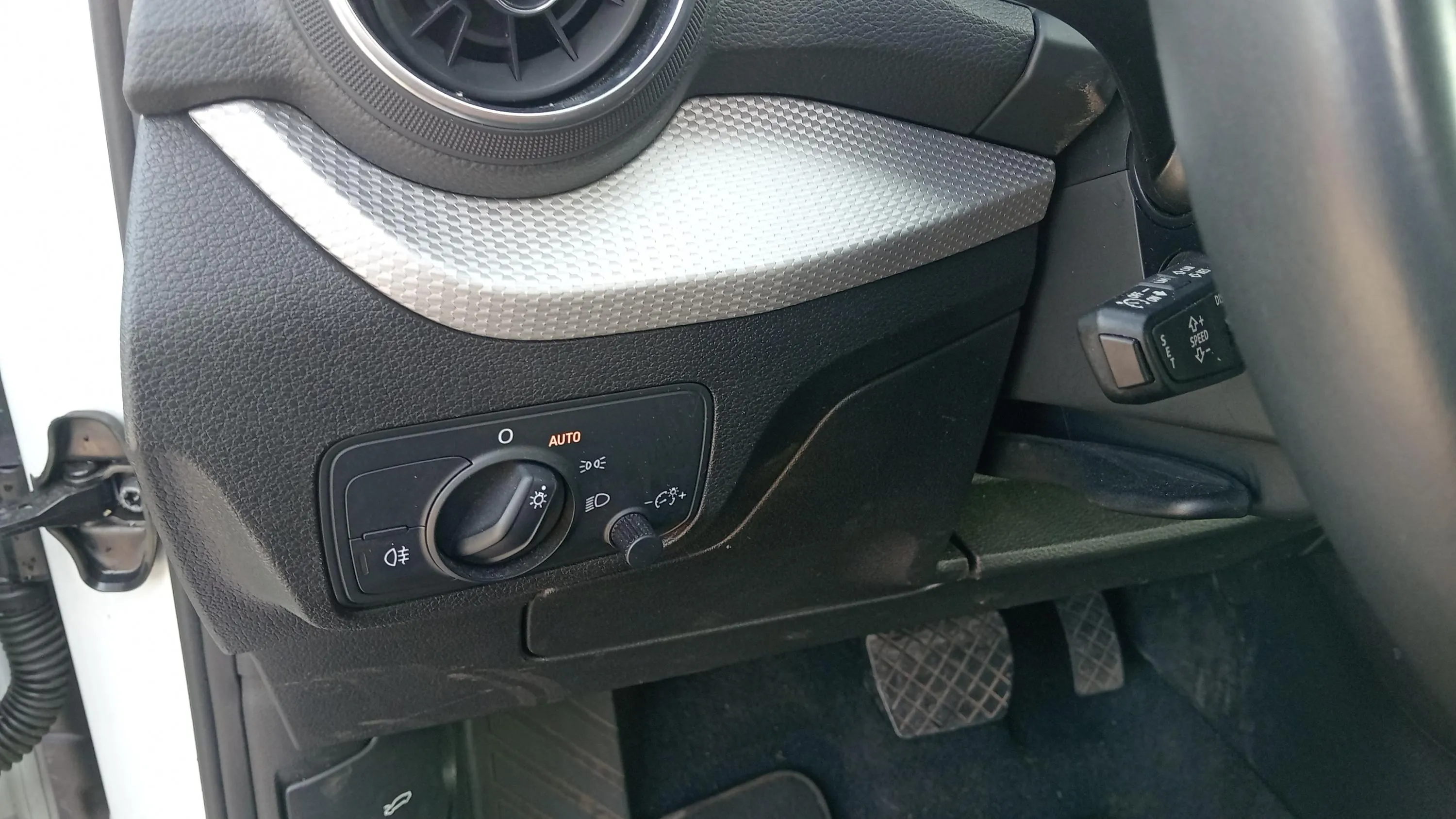 Audi Q2 Advanced 35 TFSI - foto 18