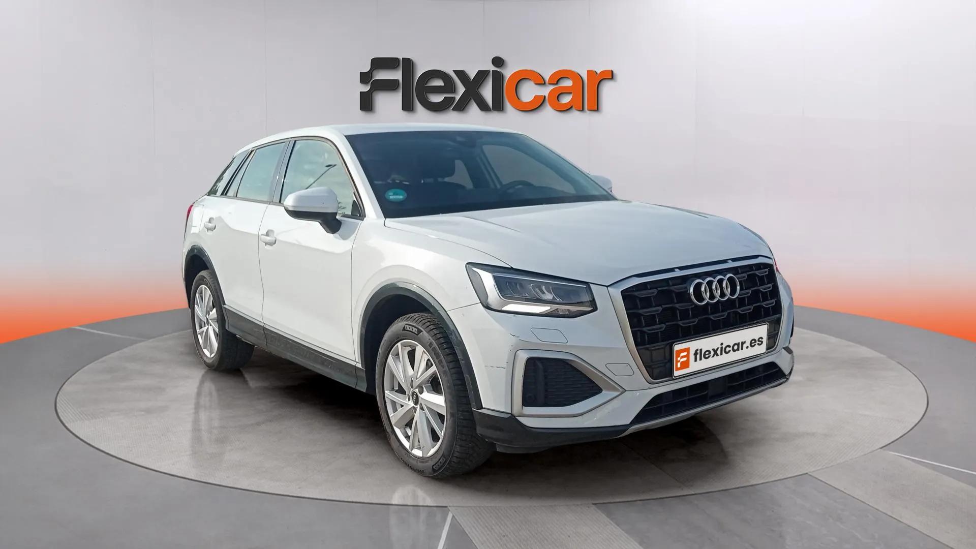 Audi Q2 Advanced 35 TFSI - foto 2