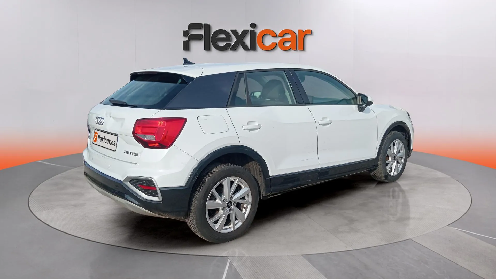 Audi Q2 Advanced 35 TFSI - foto 10