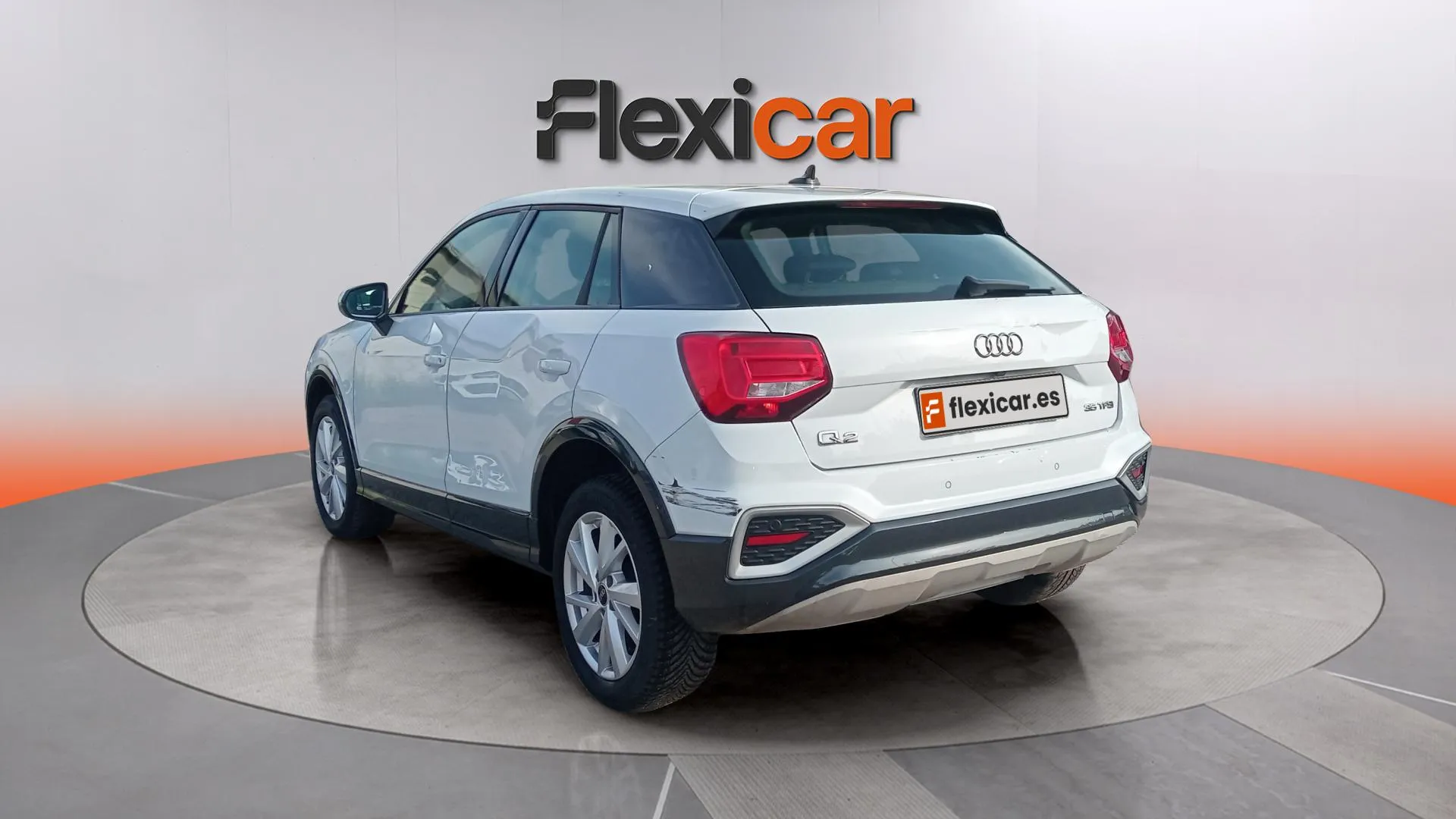 Audi Q2 Advanced 35 TFSI - foto 8