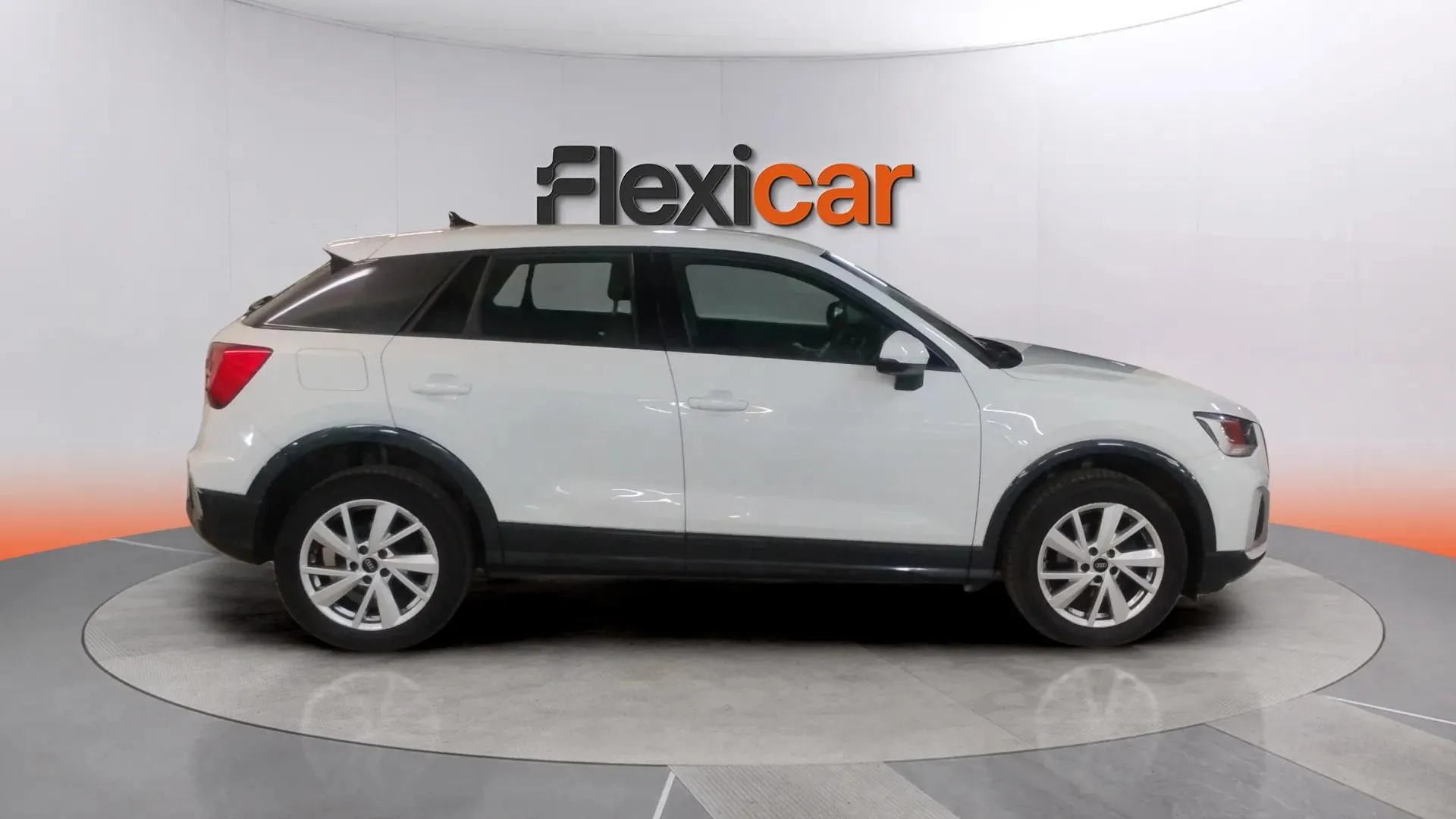 Audi Q2 Advanced 35 TFSI S tronic - foto 3