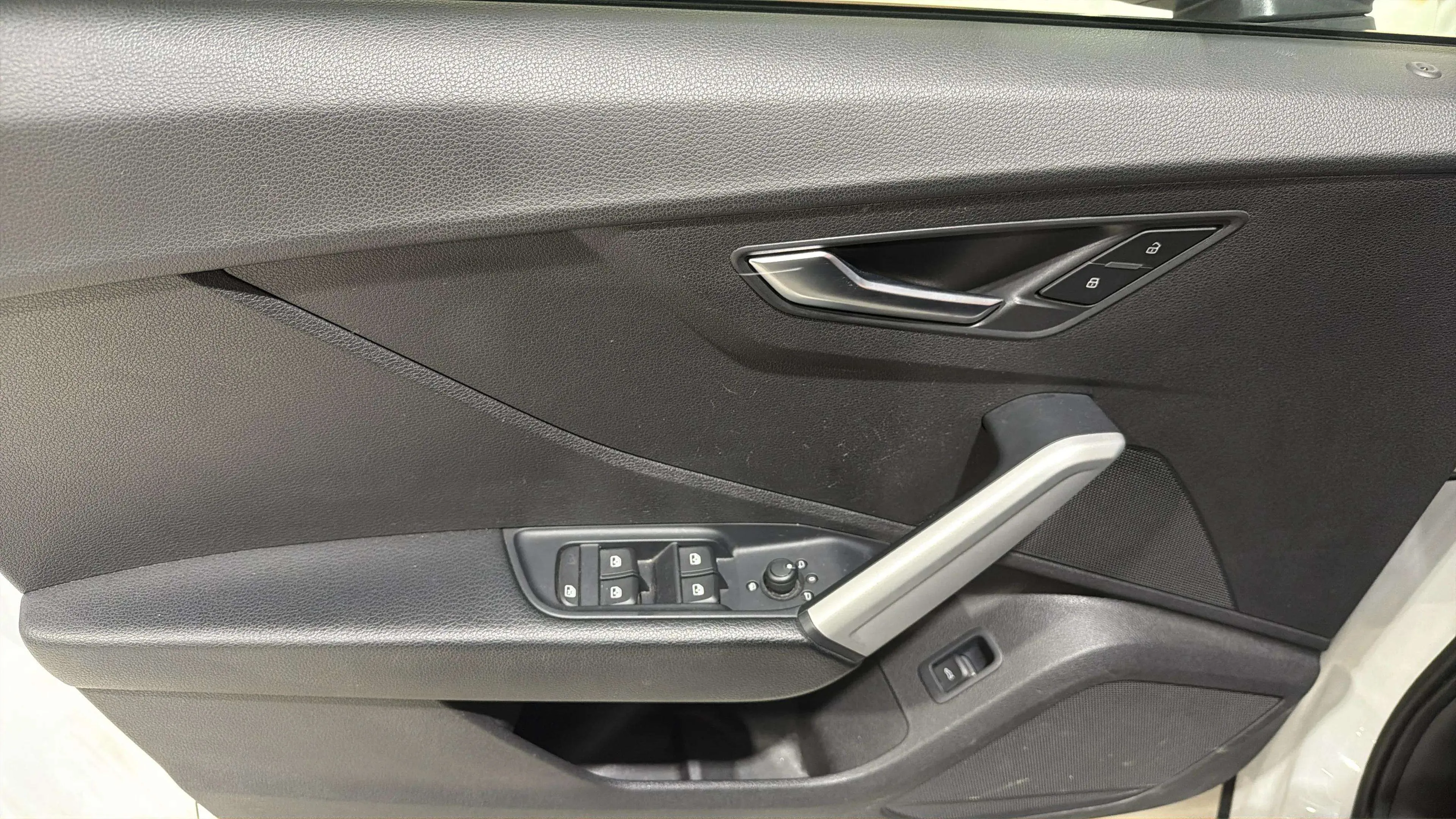Audi Q2 Advanced 35 TFSI S tronic - foto 13