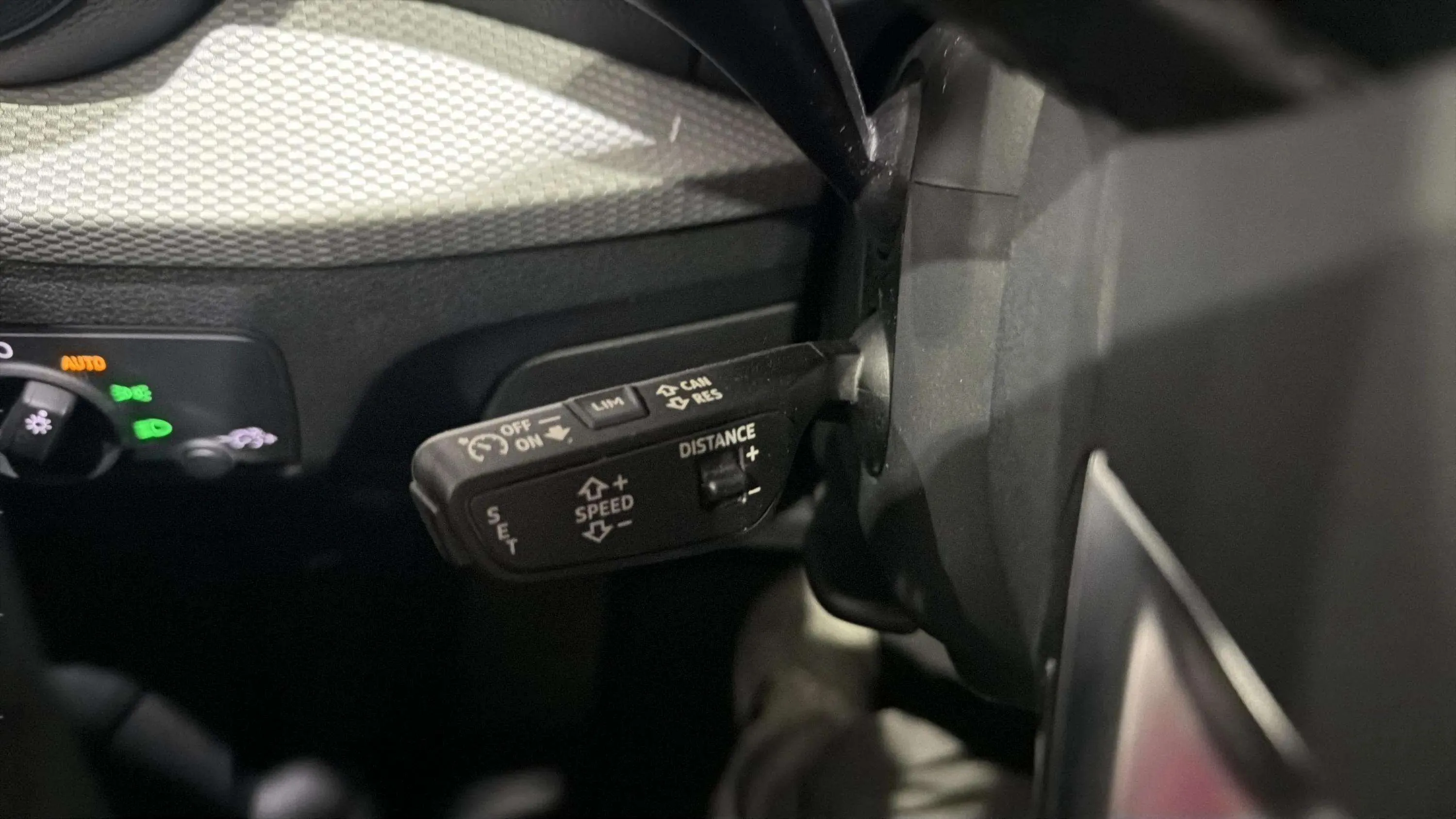 Audi Q2 Advanced 35 TFSI S tronic - foto 14