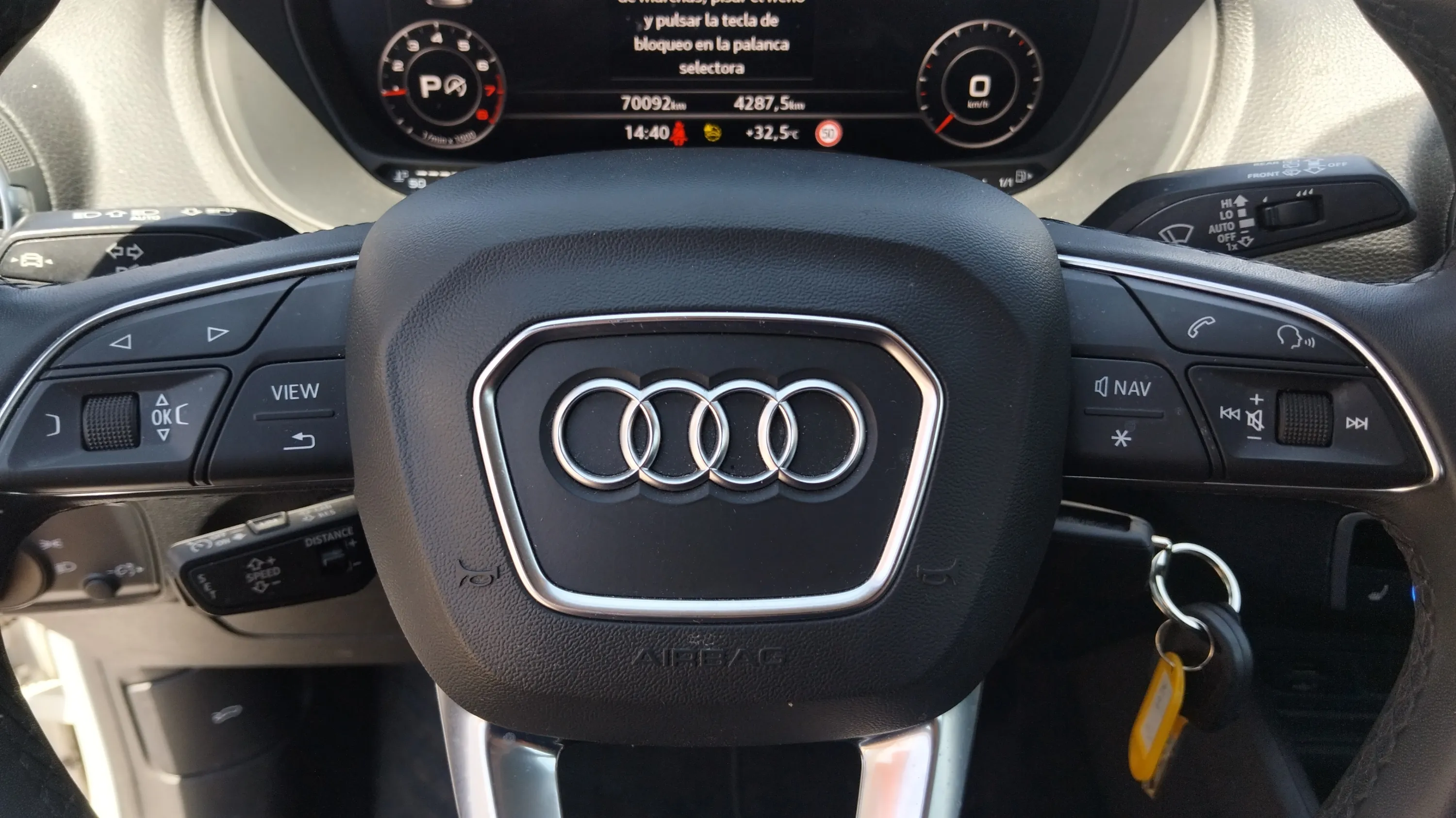 Audi Q2 Advanced 35 TFSI - foto 17