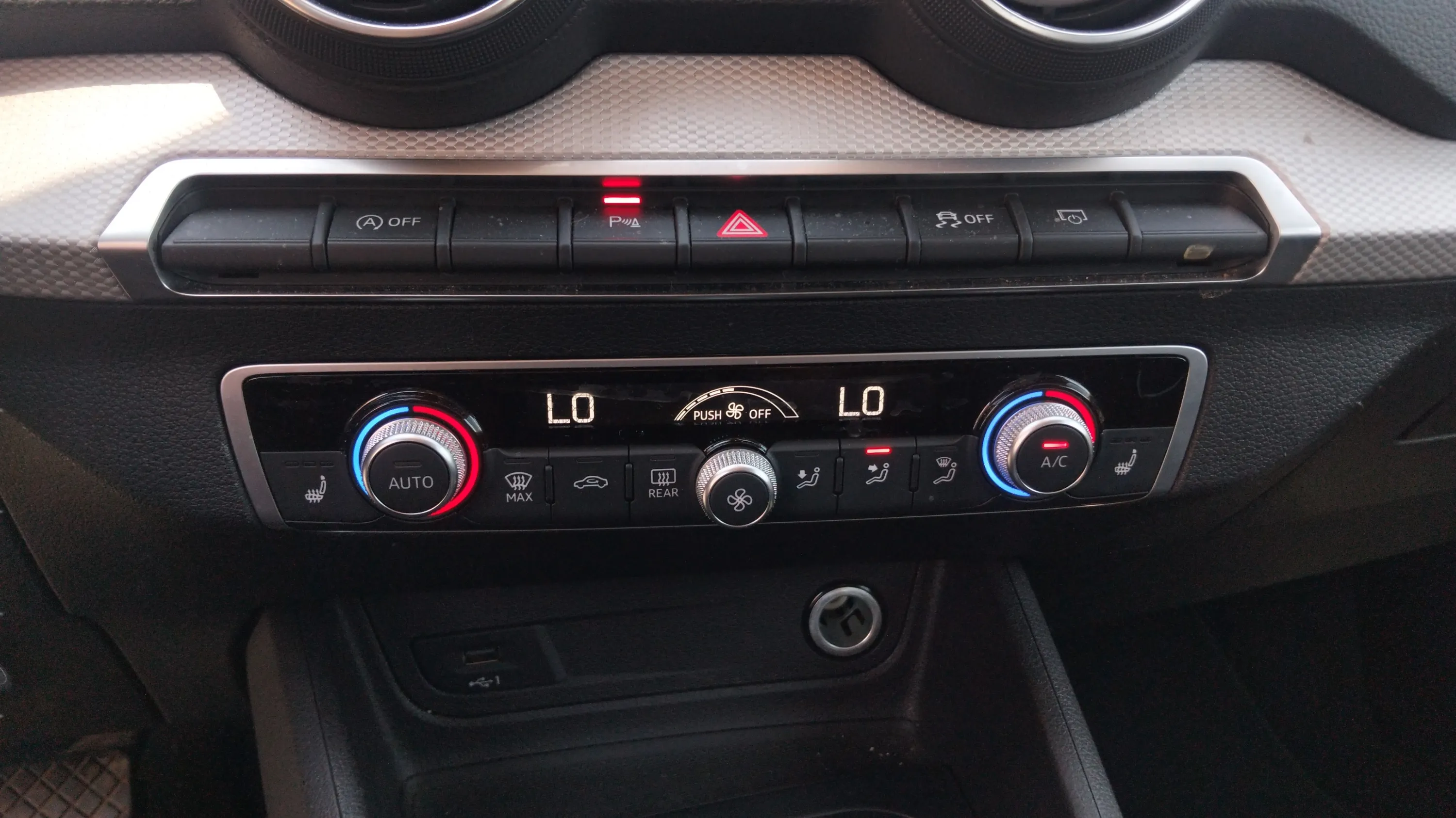 Audi Q2 Advanced 35 TFSI - foto 19