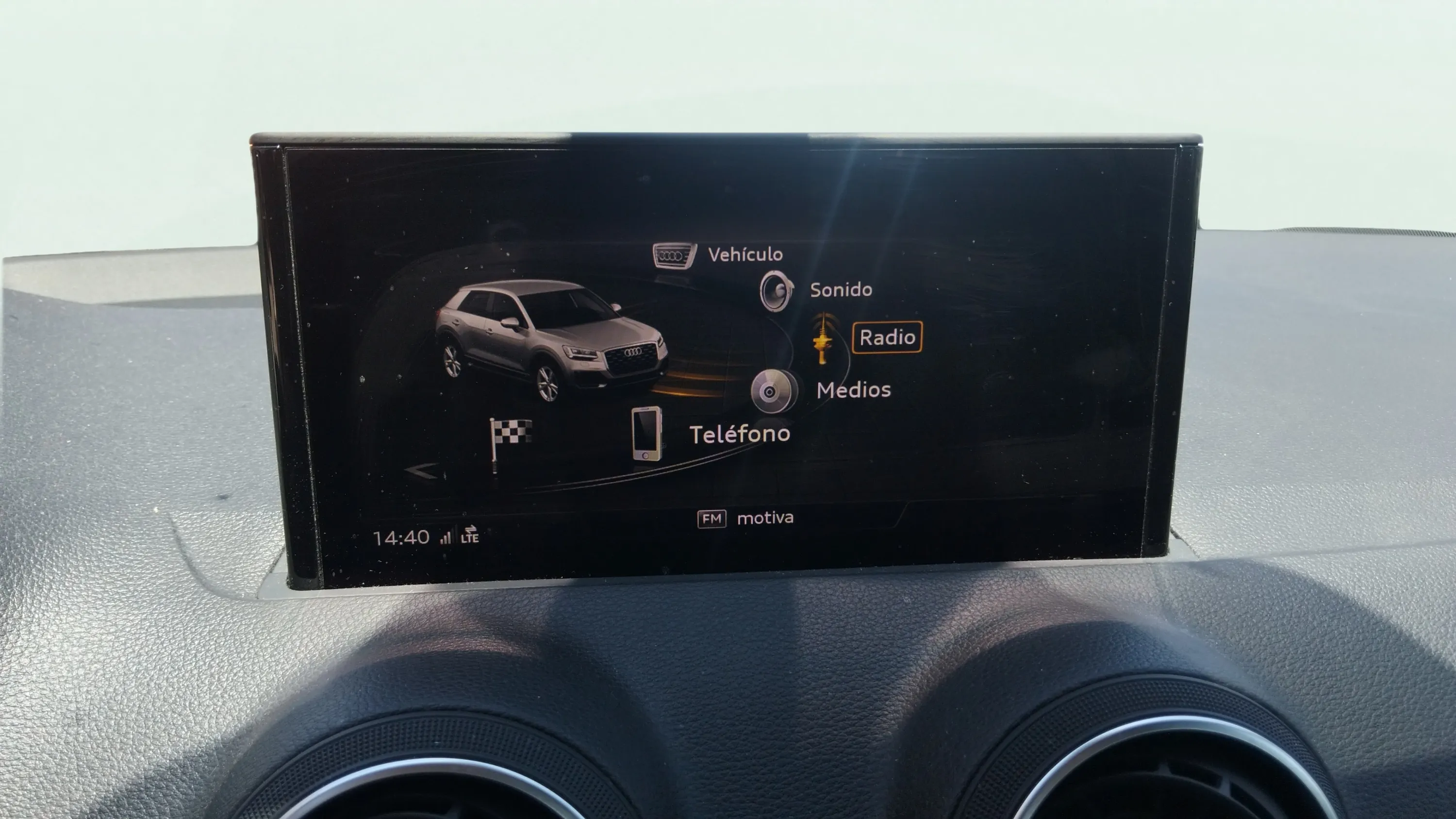 Audi Q2 Advanced 35 TFSI - foto 16