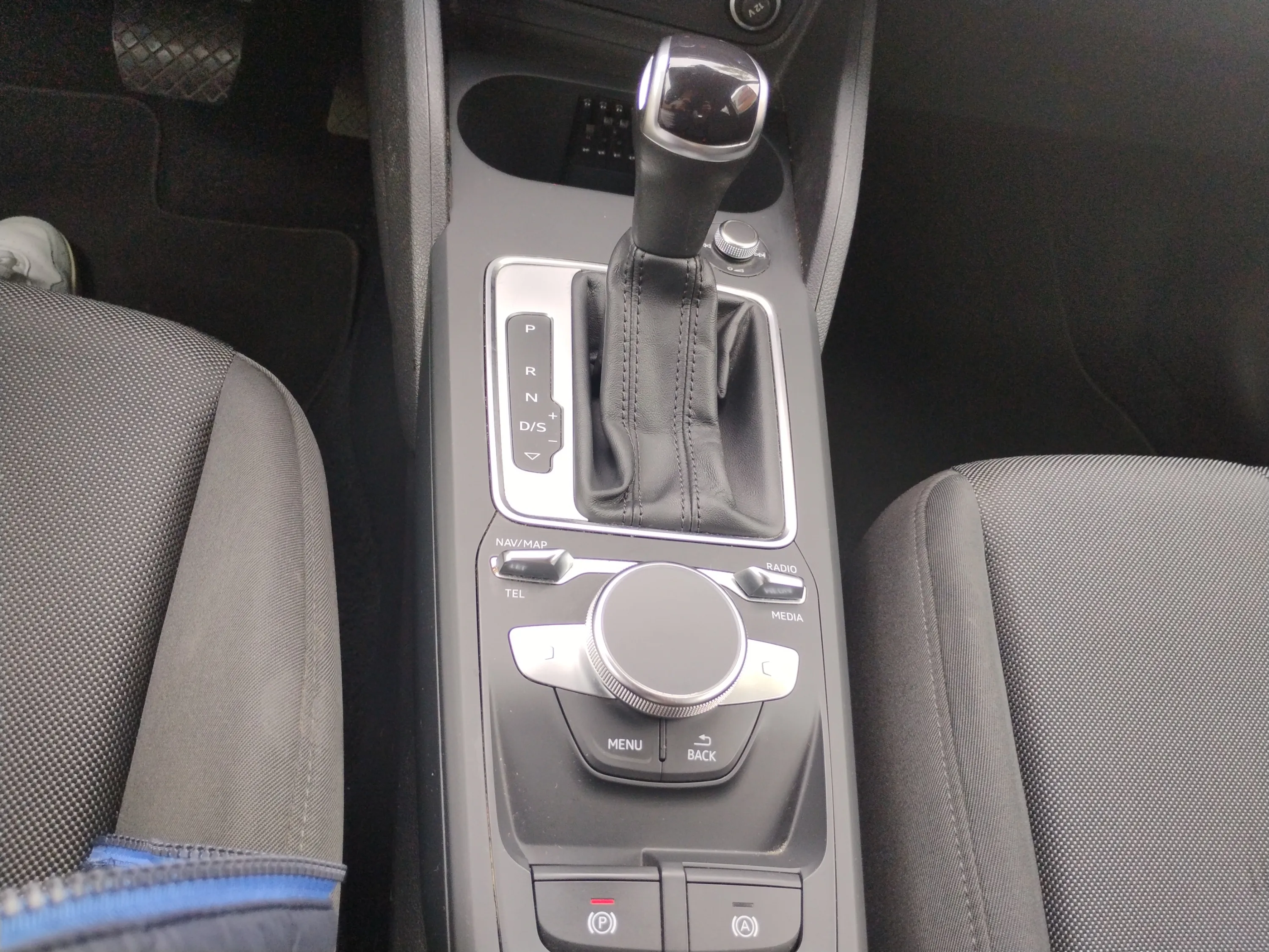 Audi Q2 Advanced 35 TFSI S tronic - foto 15