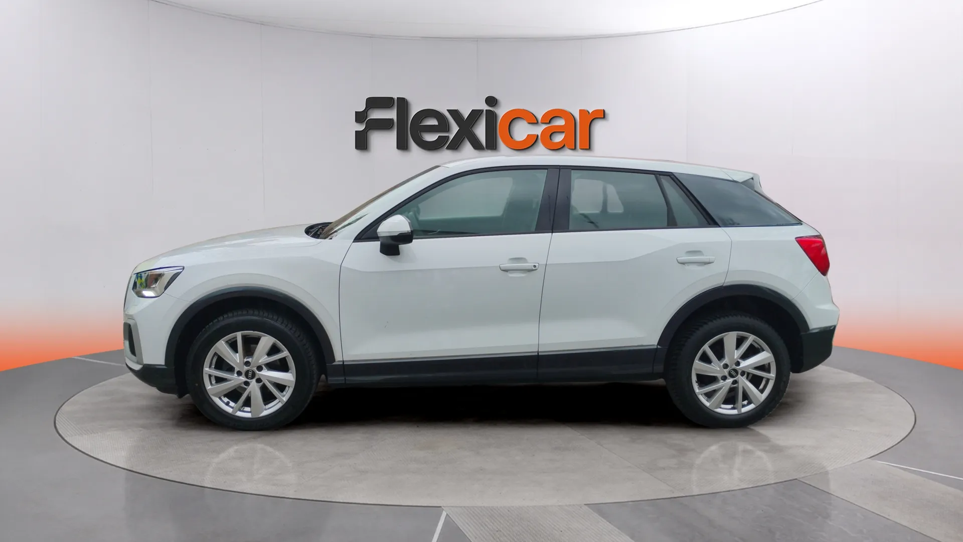 Audi Q2 Advanced 35 TFSI S tronic - foto 7