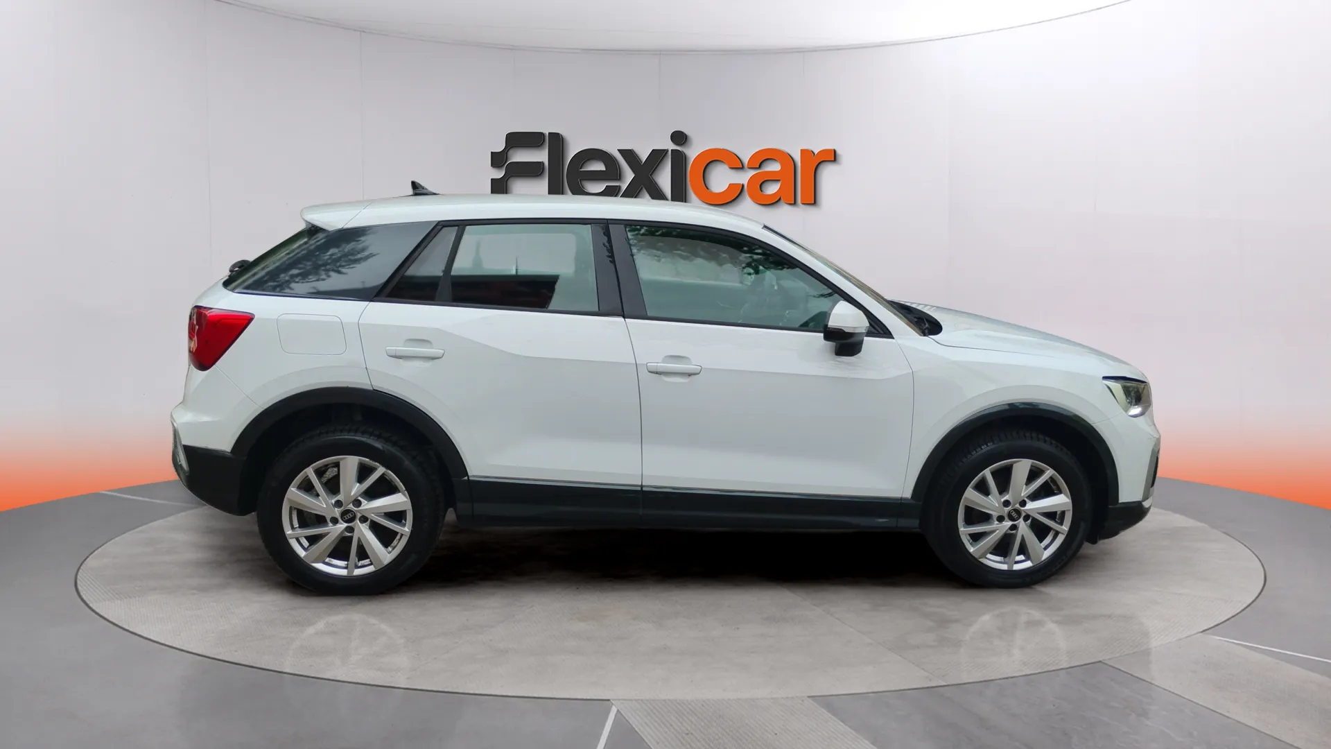 Audi Q2 Advanced 35 TFSI S tronic - foto 3