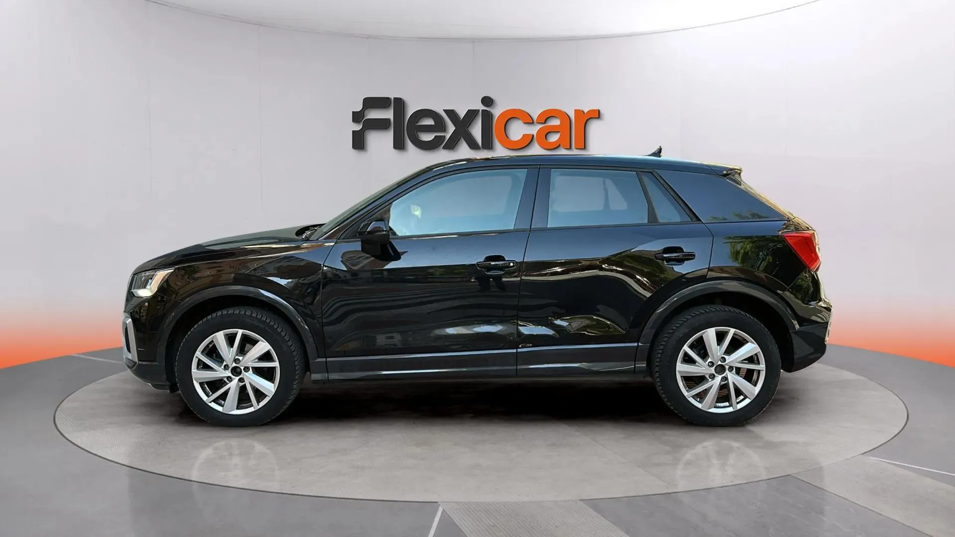 Audi Q2 Advanced 35 TFSI S tronic - foto 4