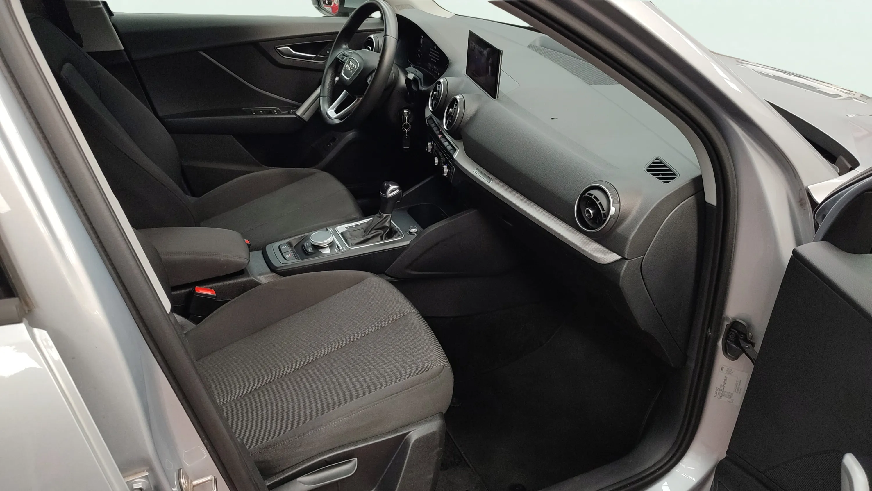 Audi Q2 Adrenalin 35 TFSI S tronic - foto 21