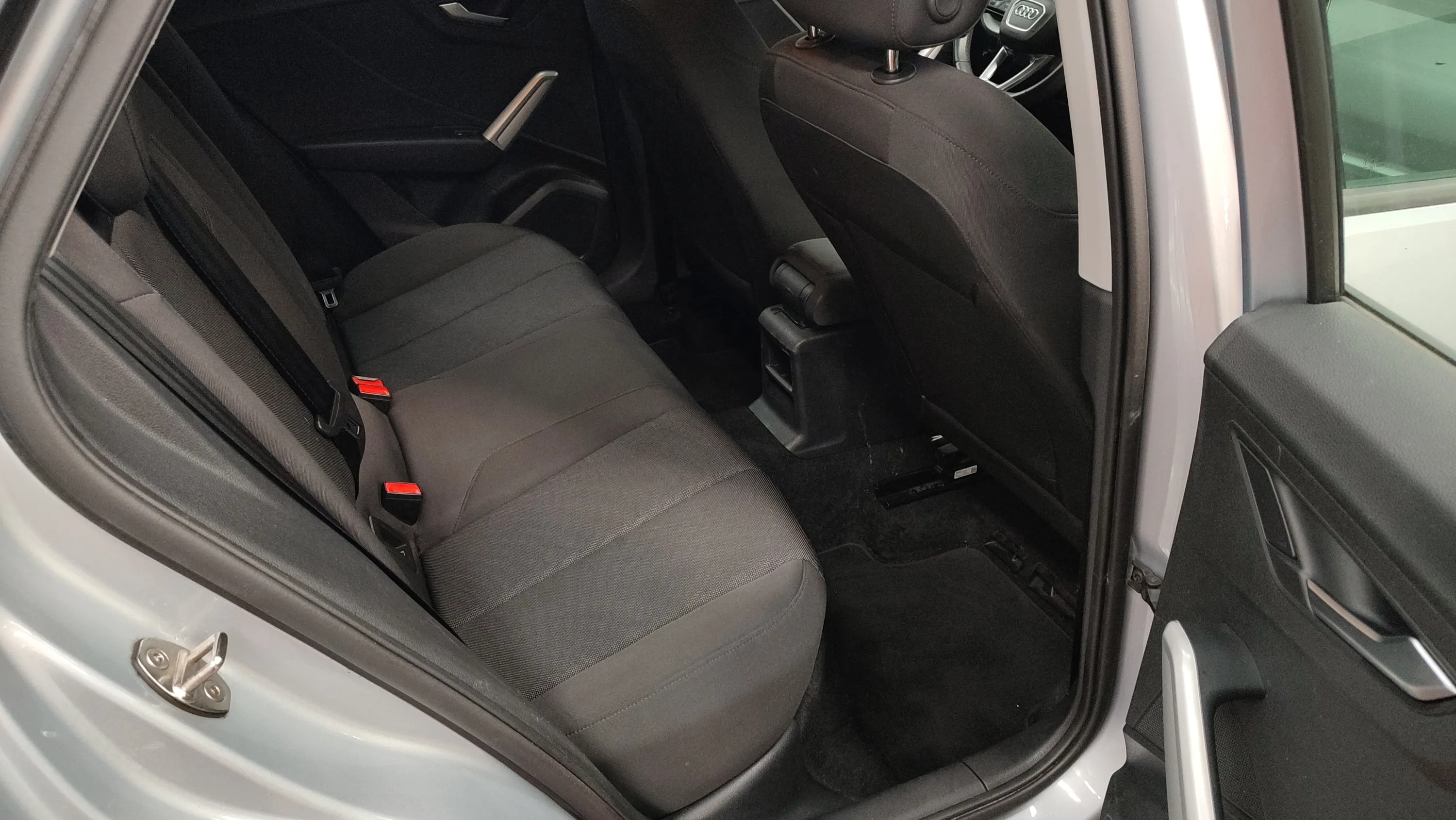 Audi Q2 Adrenalin 35 TFSI S tronic - foto 23