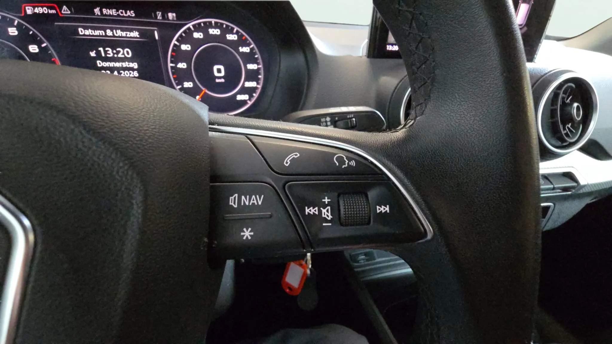 Audi Q2 Adrenalin 35 TFSI S tronic - foto 16
