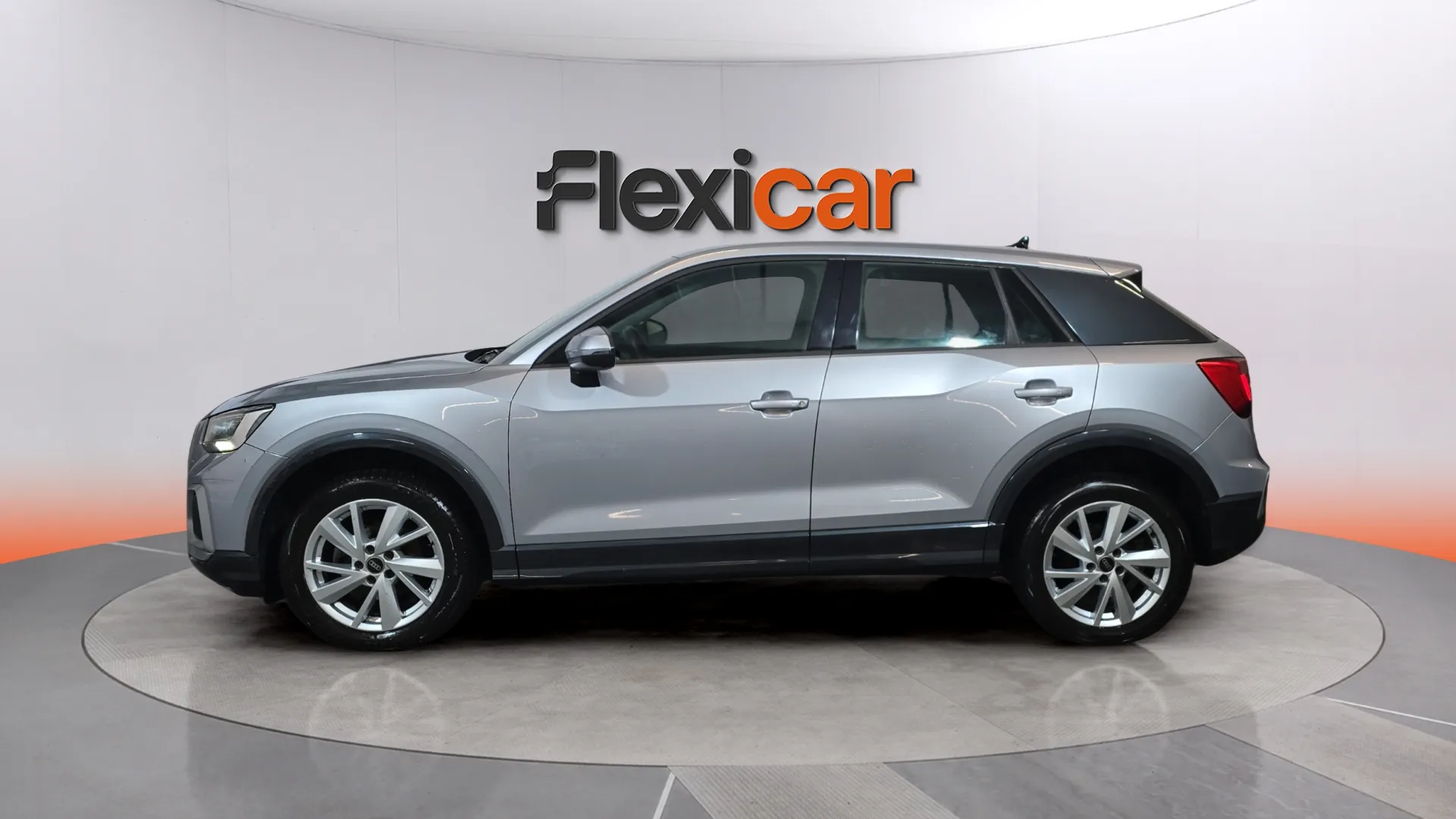 Audi Q2 Adrenalin 35 TFSI S tronic - foto 7