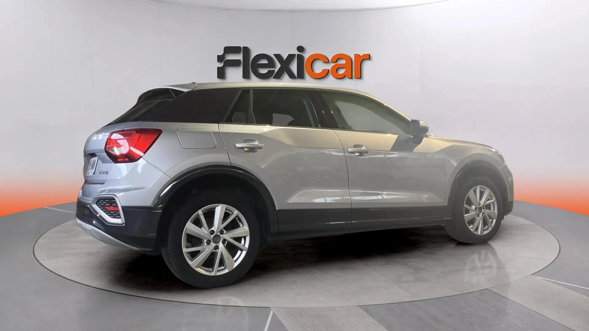 Audi Q2 Advanced 35 TFSI S tronic - foto 8