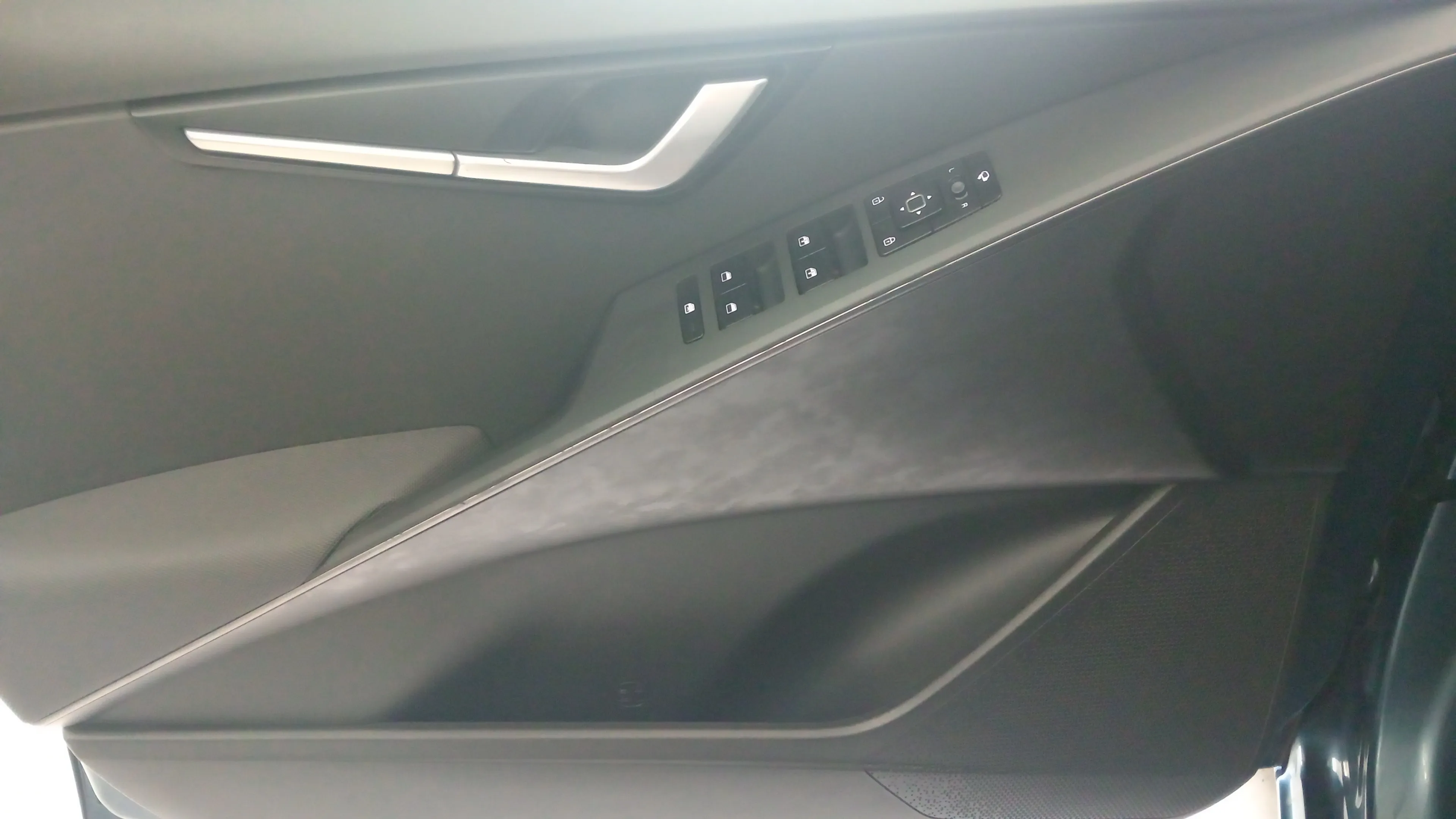 Kia Niro 1.6 GDi PHEV Concept - foto 24