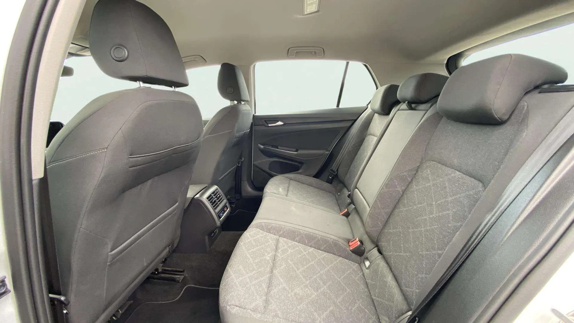 Volkswagen Golf Advance 2.0 TDI DSG - foto 11
