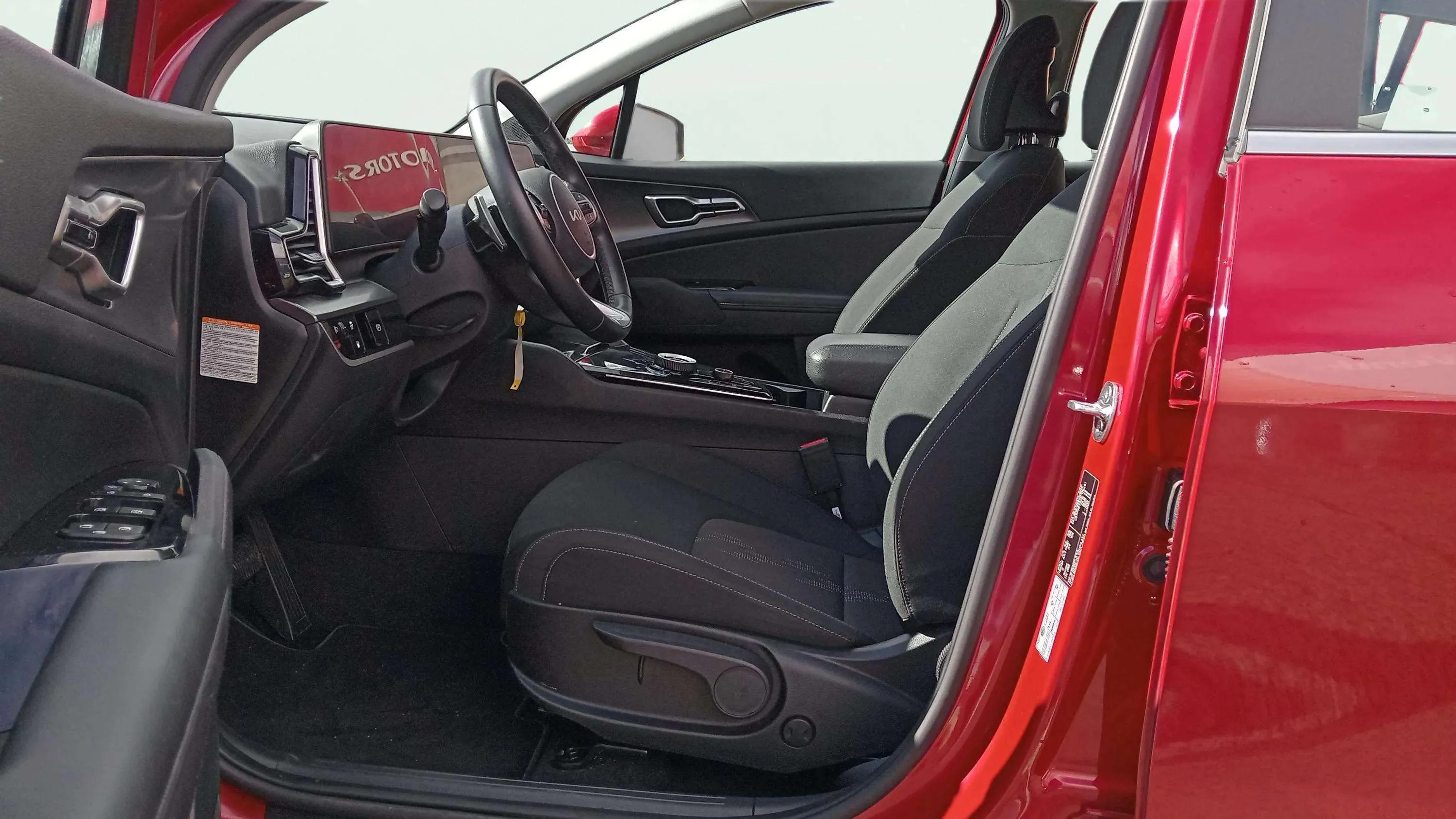 Kia Sportage 1.6 T-GDi PHEV Drive 4x4 - foto 30