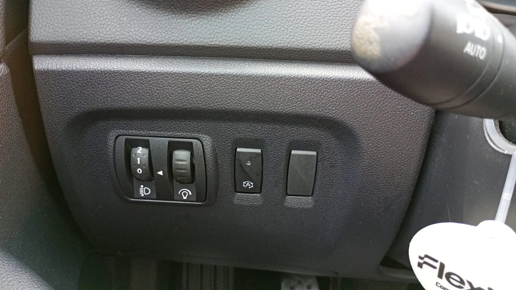 Renault Captur Intens Energy TCe -18 - foto 21