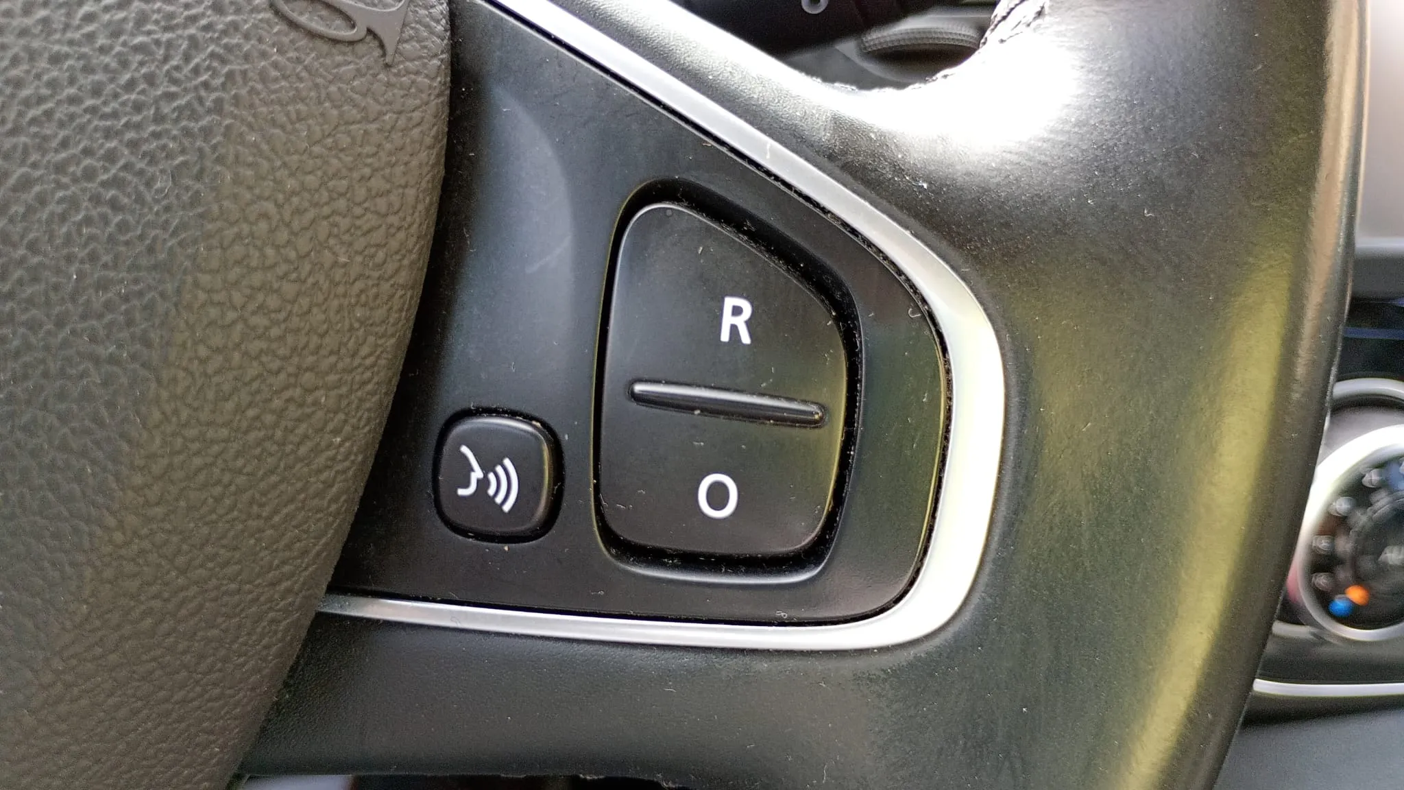 Renault Captur Intens Energy TCe -18 - foto 20