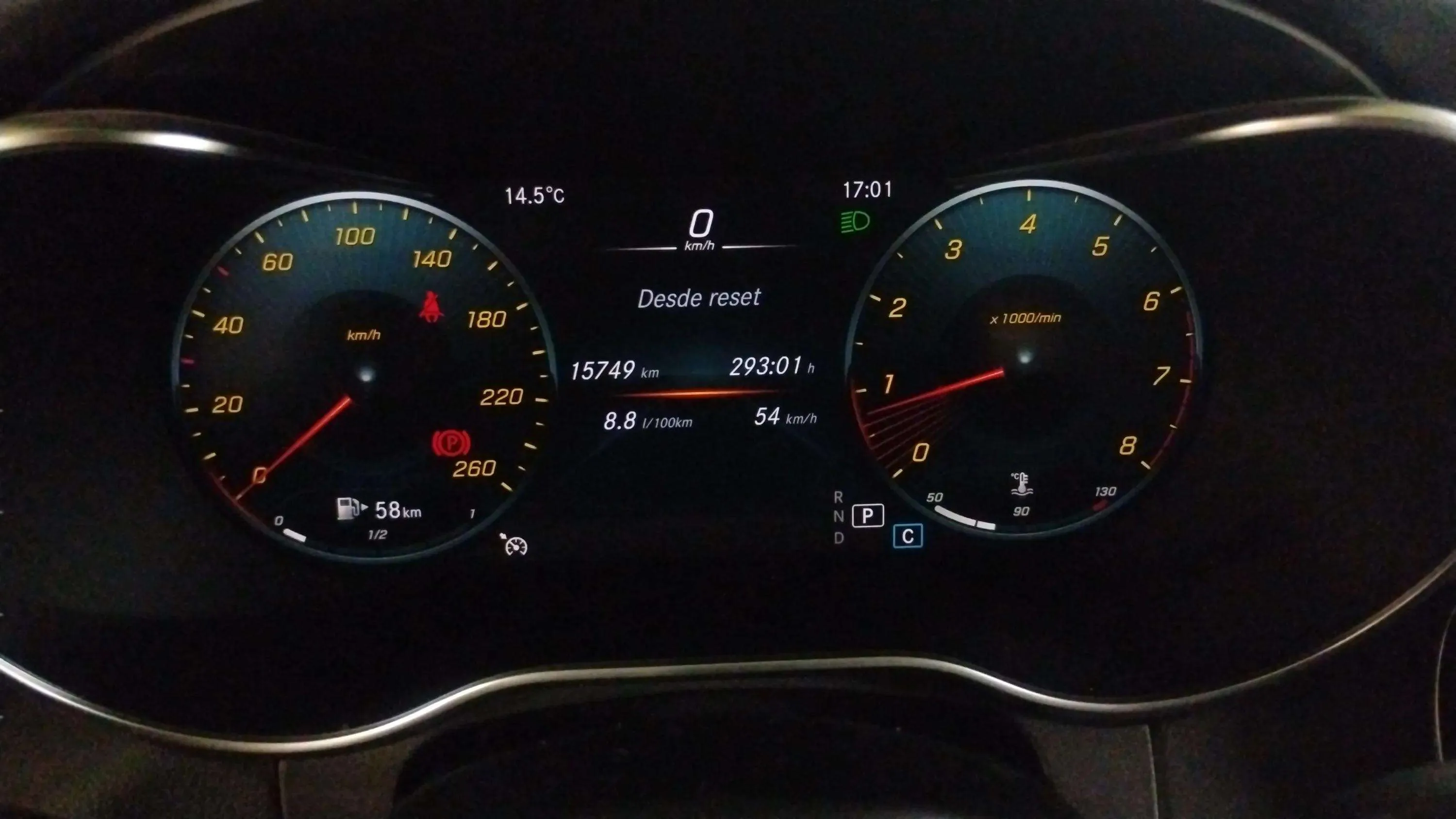 Mercedes-Benz Clase C C 180 Sport Coupé - foto 17