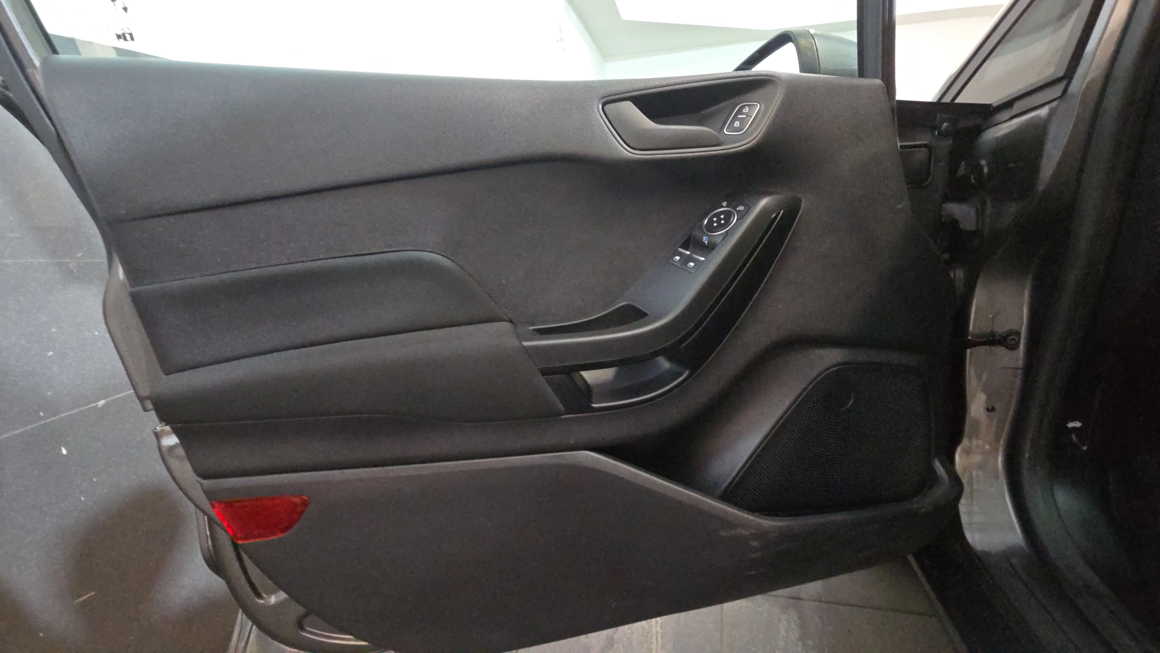 Ford Fiesta 1.0 EcoBoost Active - foto 10