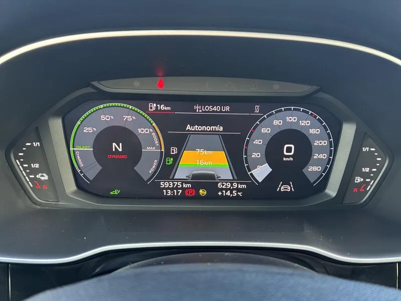 Audi Q3 45 TFSI e 1.4 S tronic Black Line - foto 38