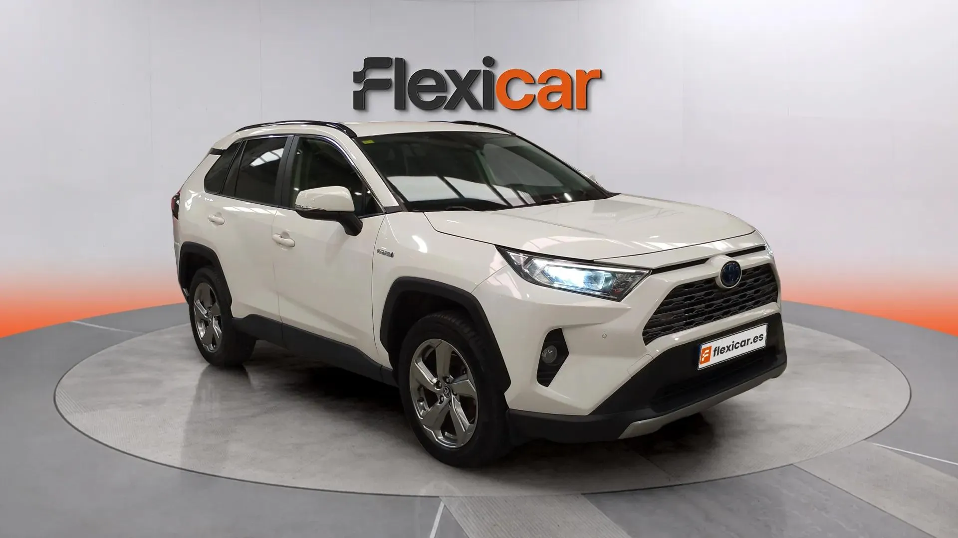 Toyota RAV4 2.5l 220H Advance Plus