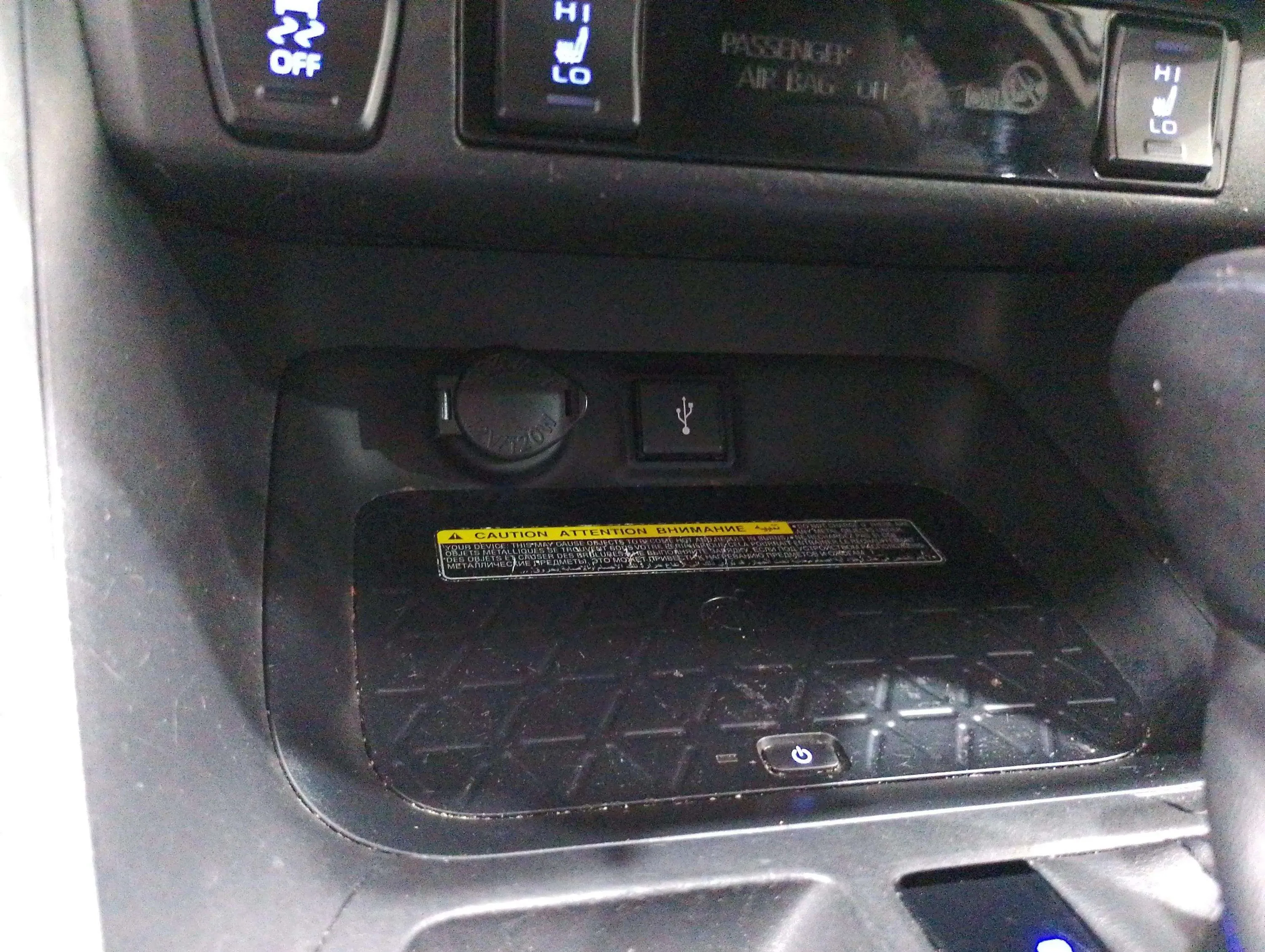 Toyota RAV4 2.5l 220H Advance Plus - foto 26