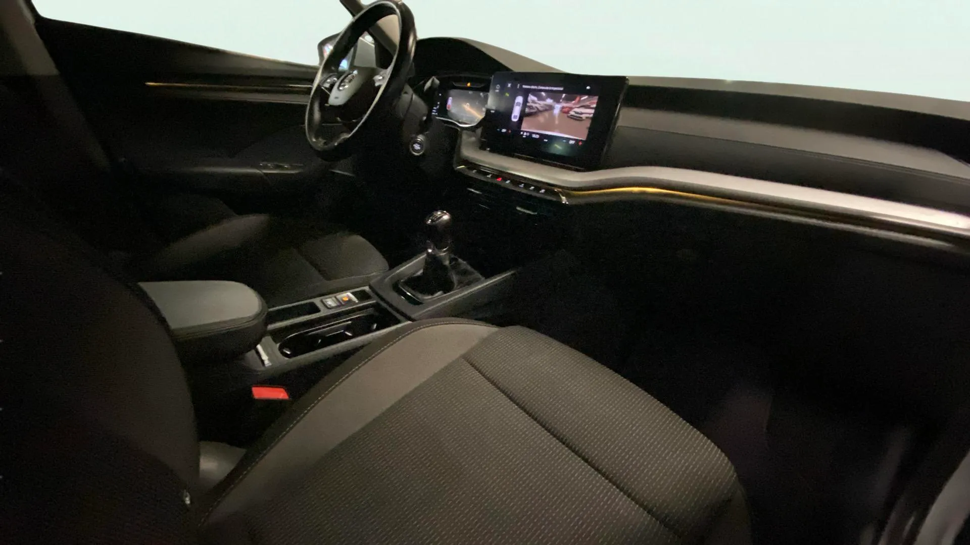 Škoda Octavia 2.0 TDI Ambition - foto 45