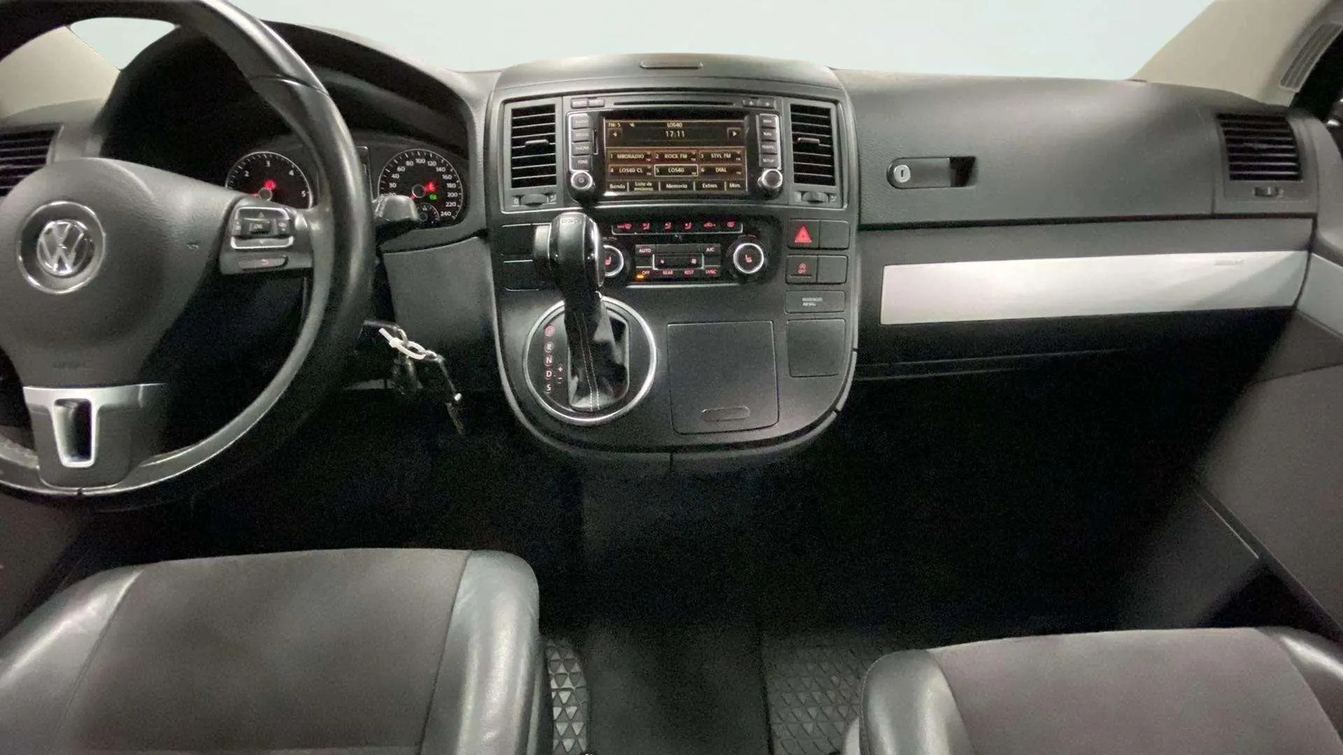 Volkswagen Multivan 2.0 TDI 180 DSG 4m Highline Edition BMT - foto 13