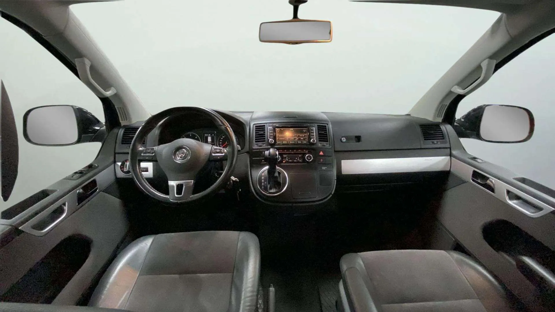 Volkswagen Multivan 2.0 TDI 180 DSG 4m Highline Edition BMT - foto 17