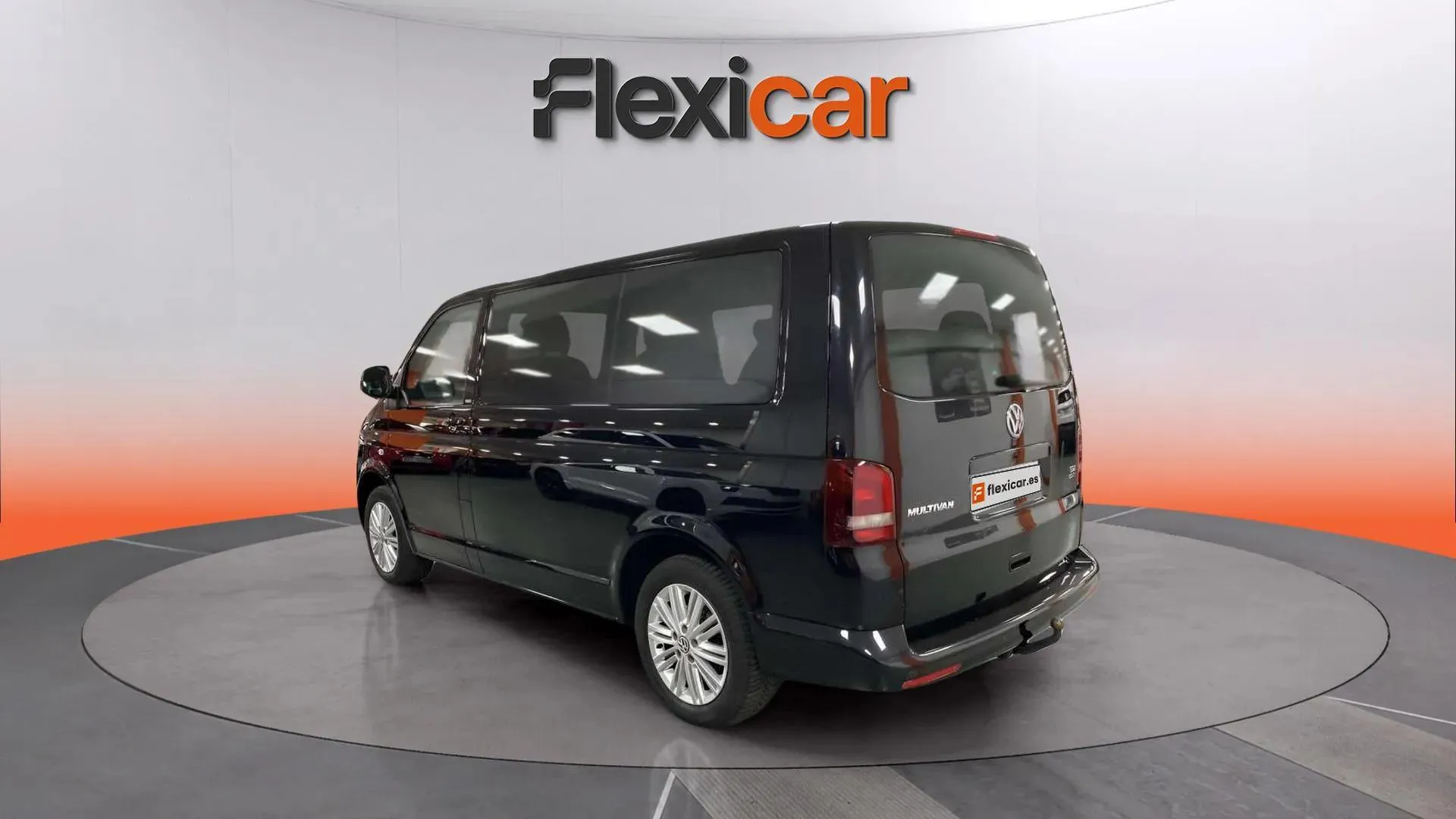 Volkswagen Multivan 2.0 TDI 180 DSG 4m Highline Edition BMT - foto 8