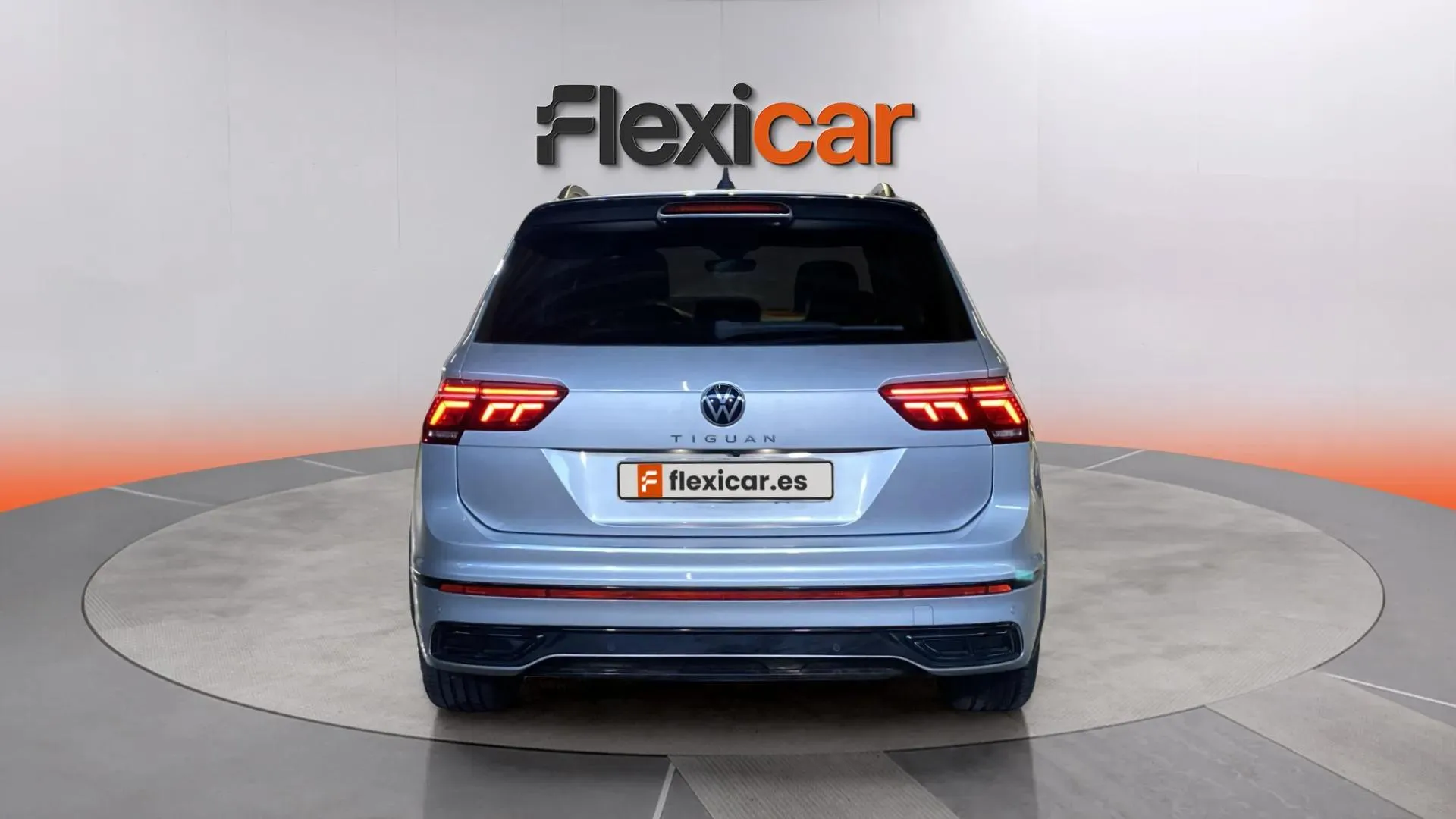 Volkswagen Tiguan R-Line 2.0 TDI DSG - foto 5