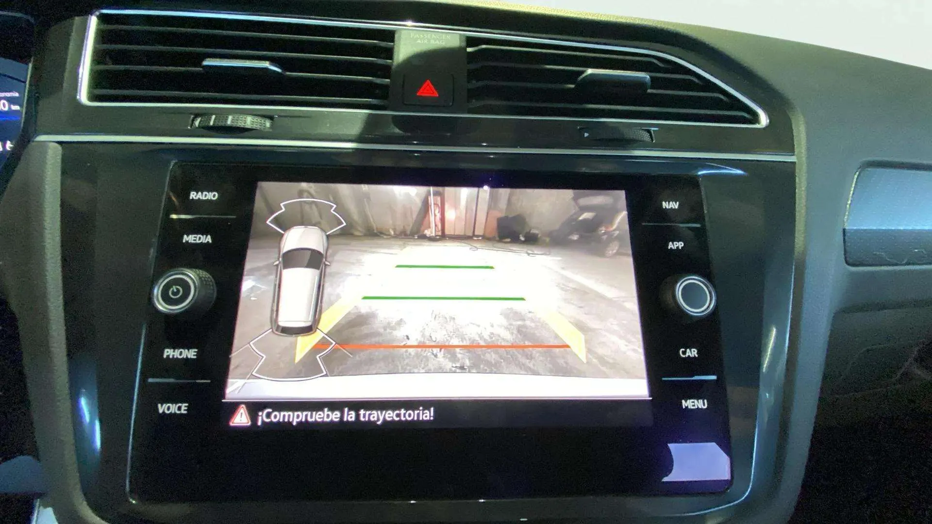 Volkswagen Tiguan R-Line 2.0 TDI DSG - foto 16