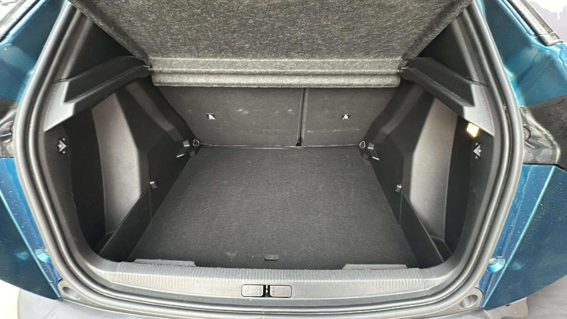 Peugeot 2008 Allure Gasolina 100 - foto 14