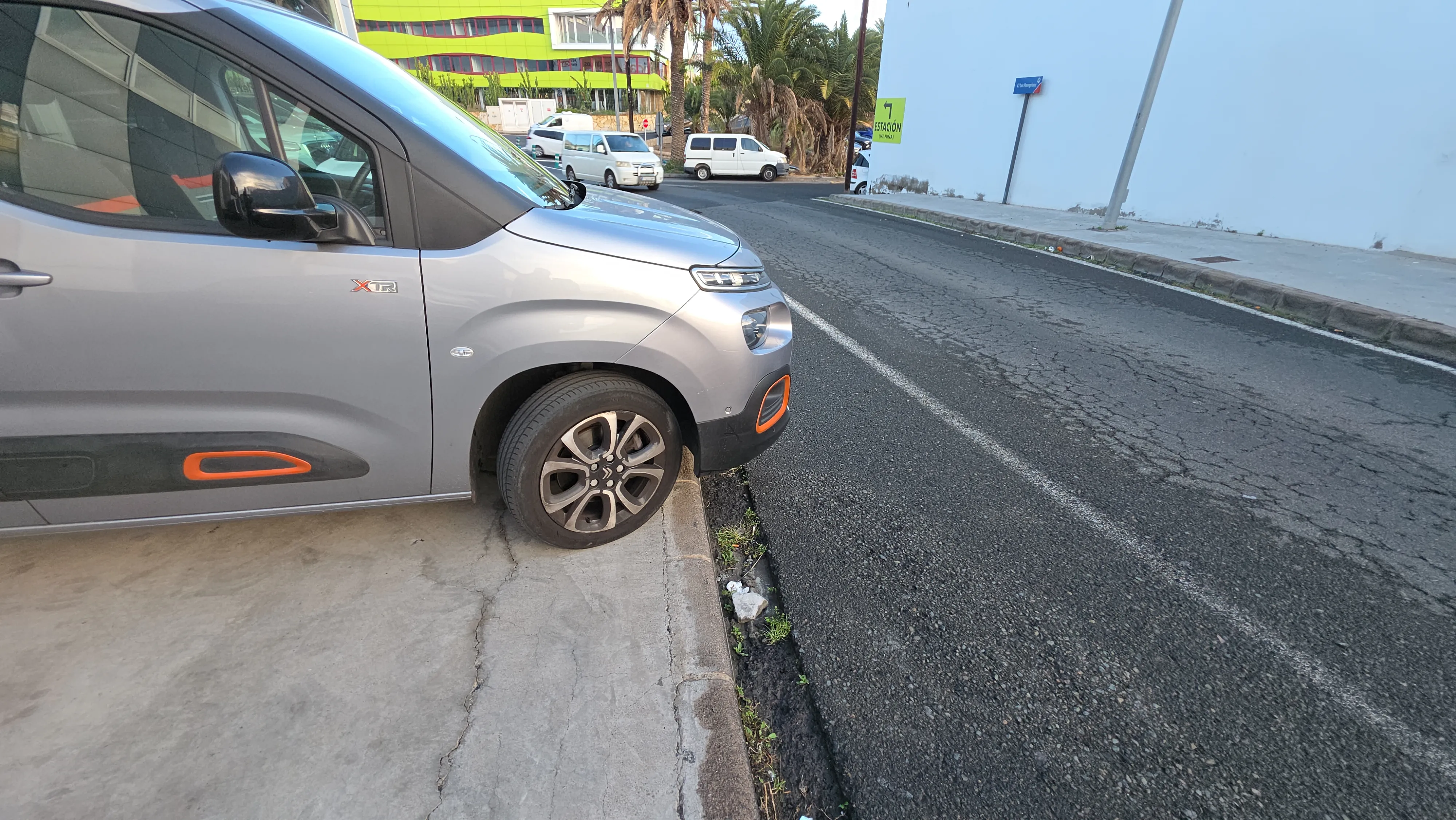 Citroën Berlingo Talla M BlueHDi 130 MAX - foto 9