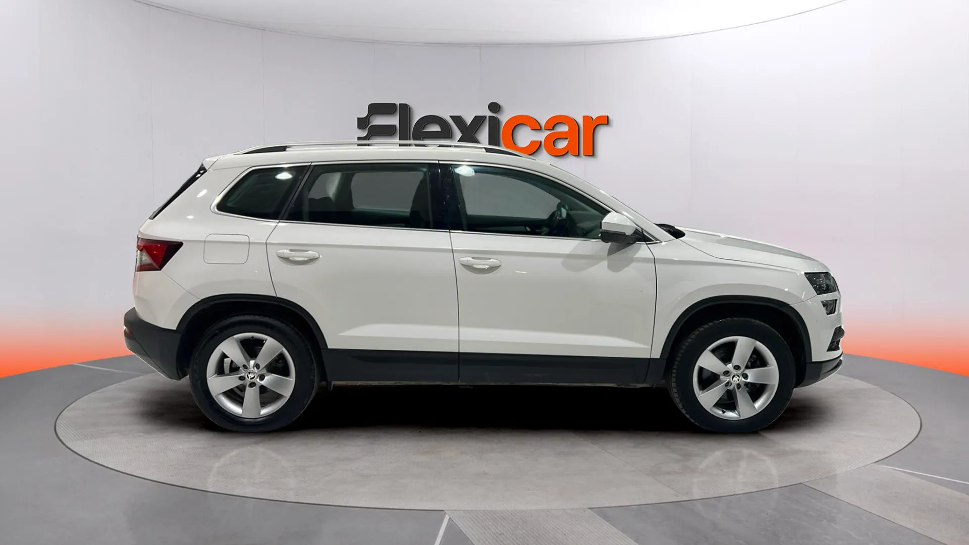 Škoda Karoq 2.0 TDI DSG 4x4 Ambition - foto 3
